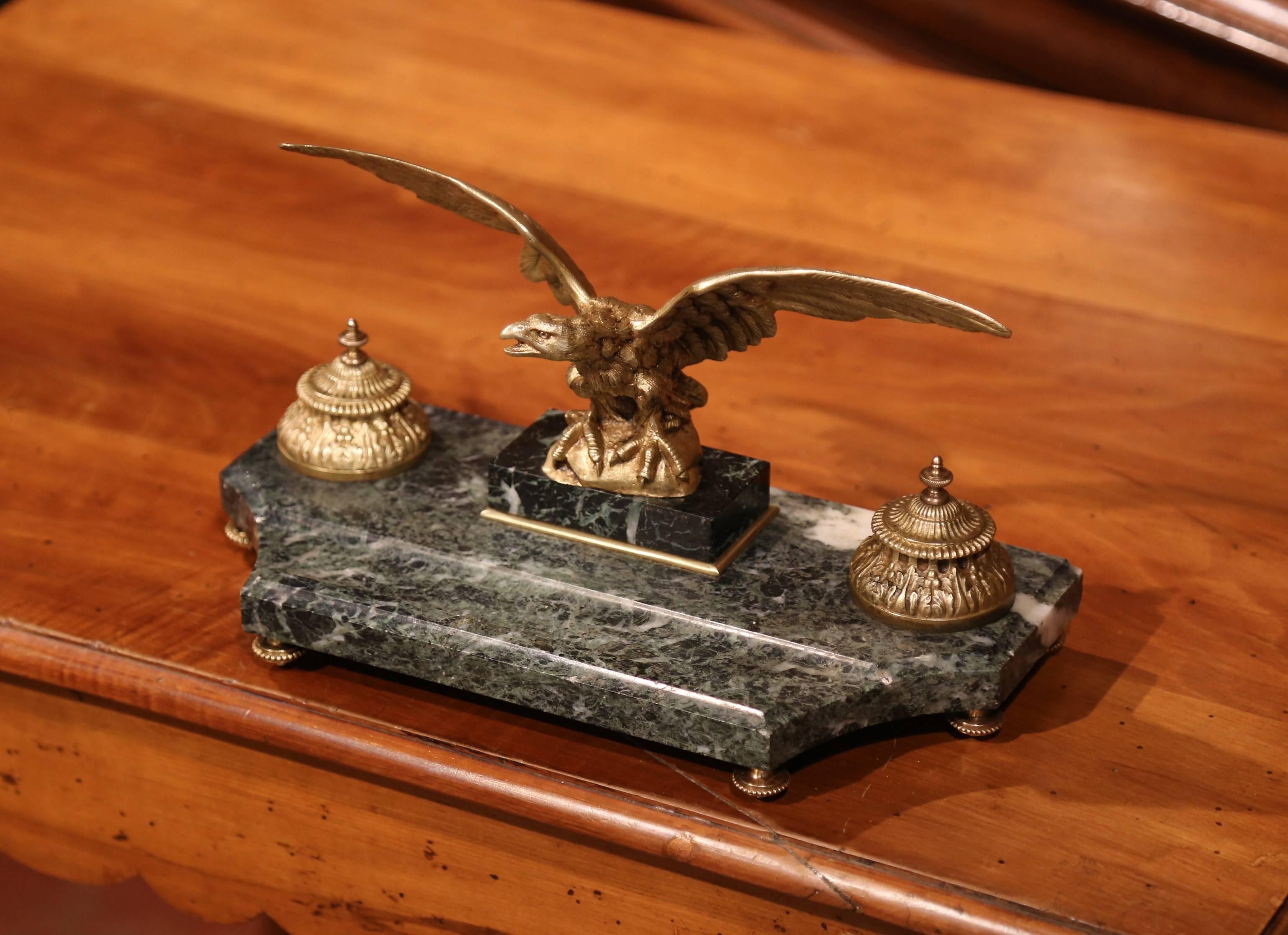 19th Century French Green Marble Inkwell with Bronze Eagle Sculpture In Excellent Condition In Dallas, TX