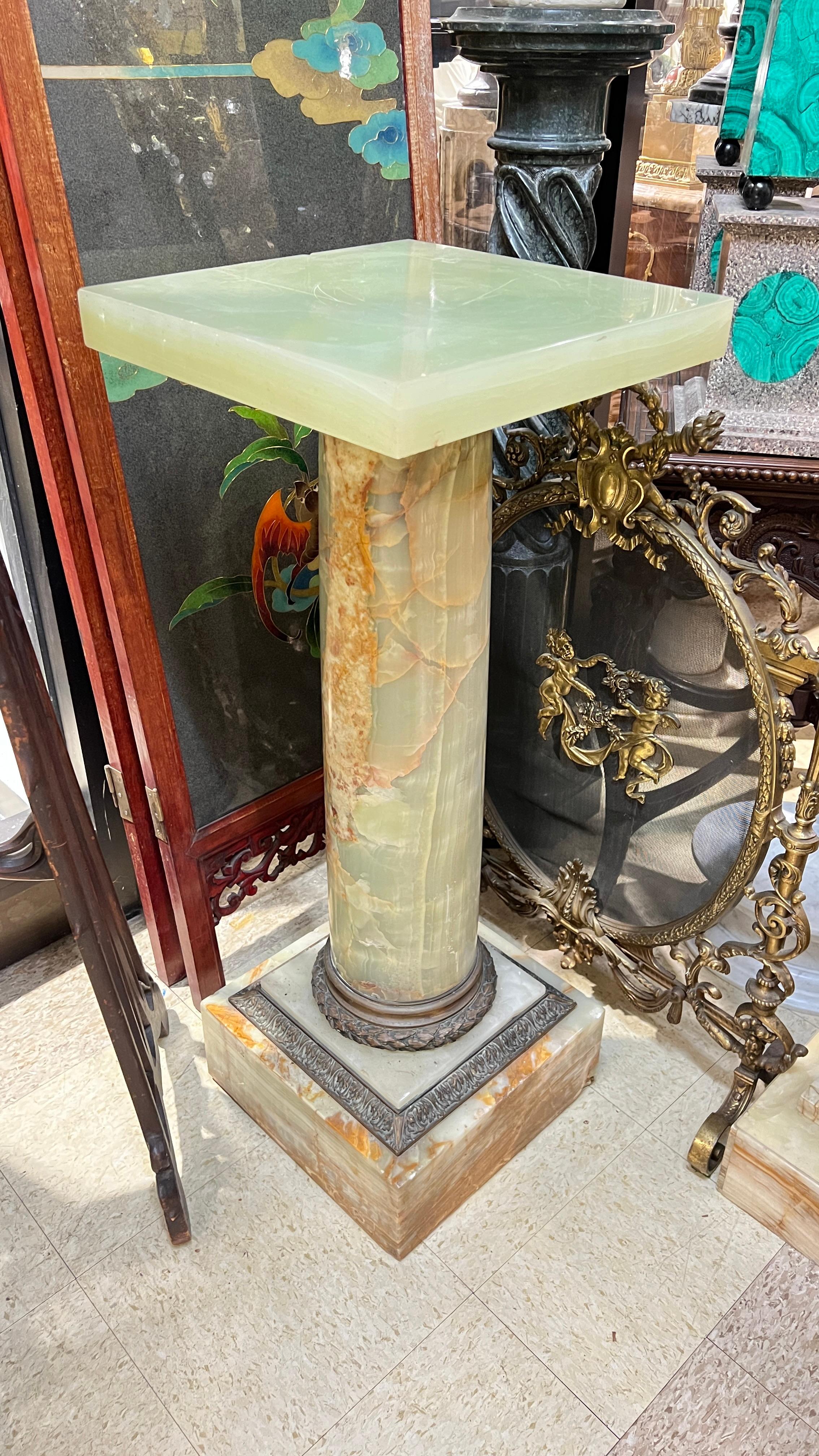 19th Century French Green Onyx and Bronze Pedestal For Sale at 1stDibs