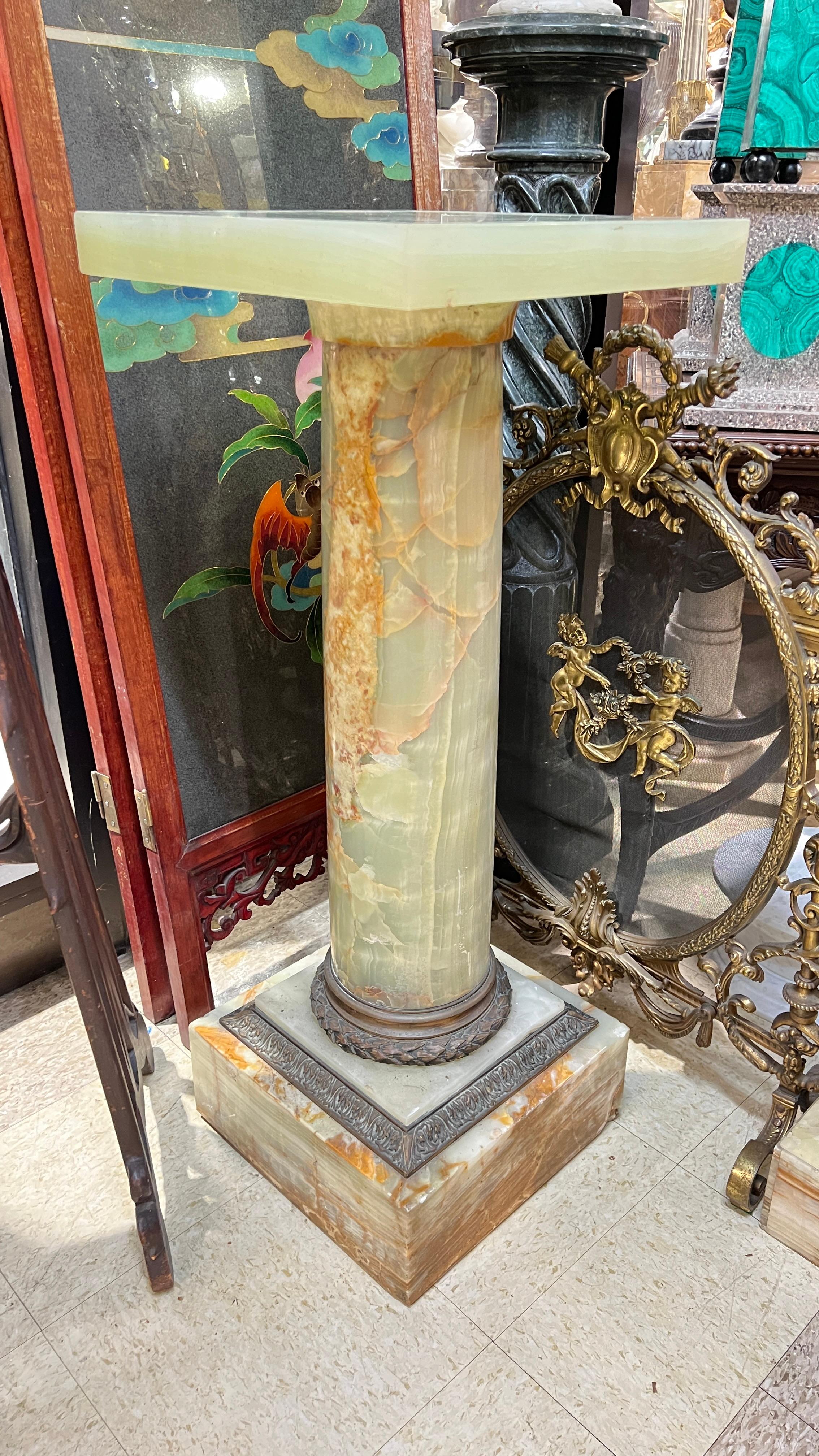 19th Century French Green Onyx and Bronze Pedestal For Sale at 1stDibs