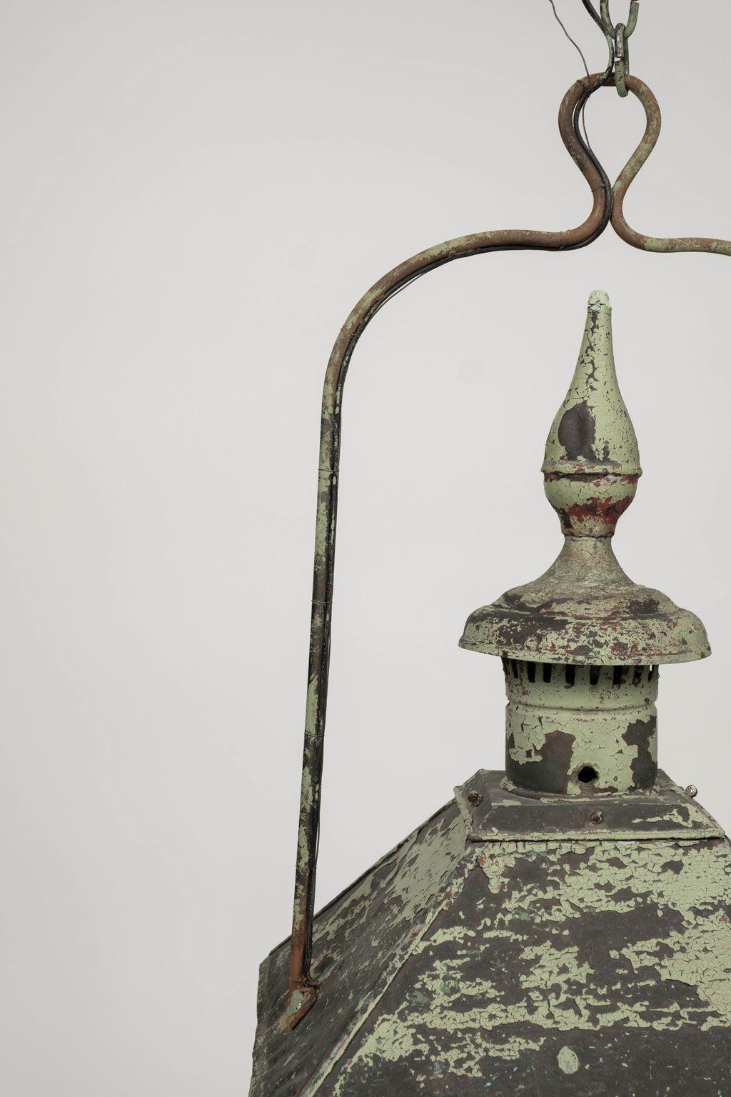 Lanterne française du 19e siècle à panneaux de cuivre et de verre peint en vert en vente 1