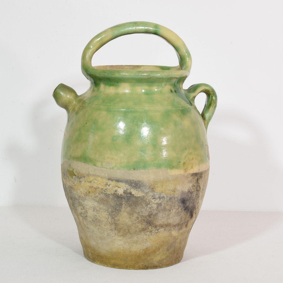 19th Century, French Green/ Yellow Glazed Earthenware Jug or Water Cruche In Good Condition In Buisson, FR