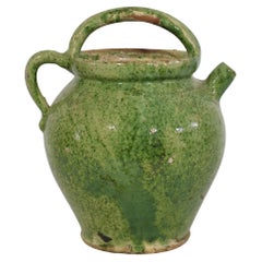 Brocca di terracotta smaltata verde/gialla francese del XIX secolo