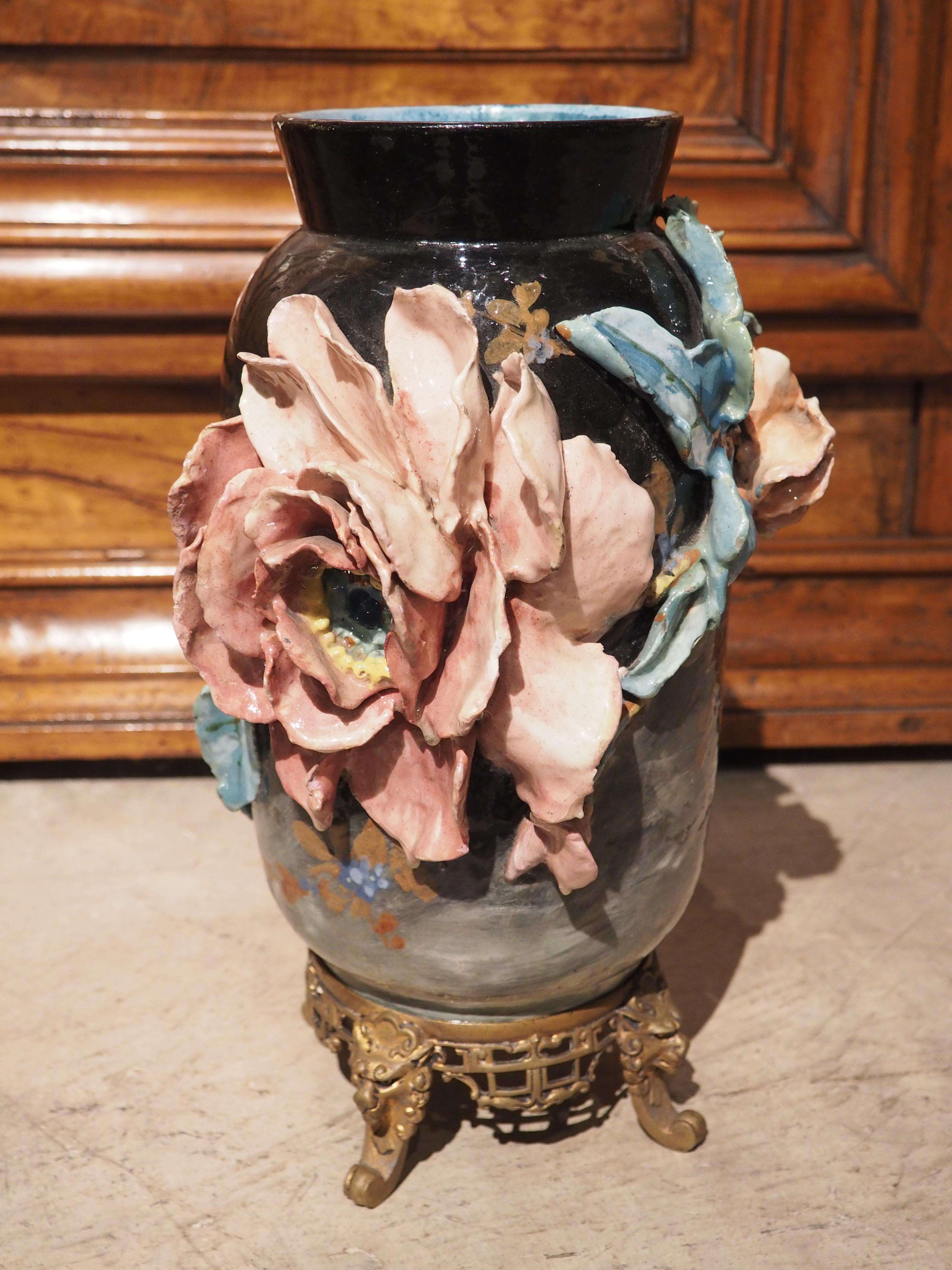 Vase à Barbotine en Gros Relief du 19ème siècle par Edouard Gilles 7