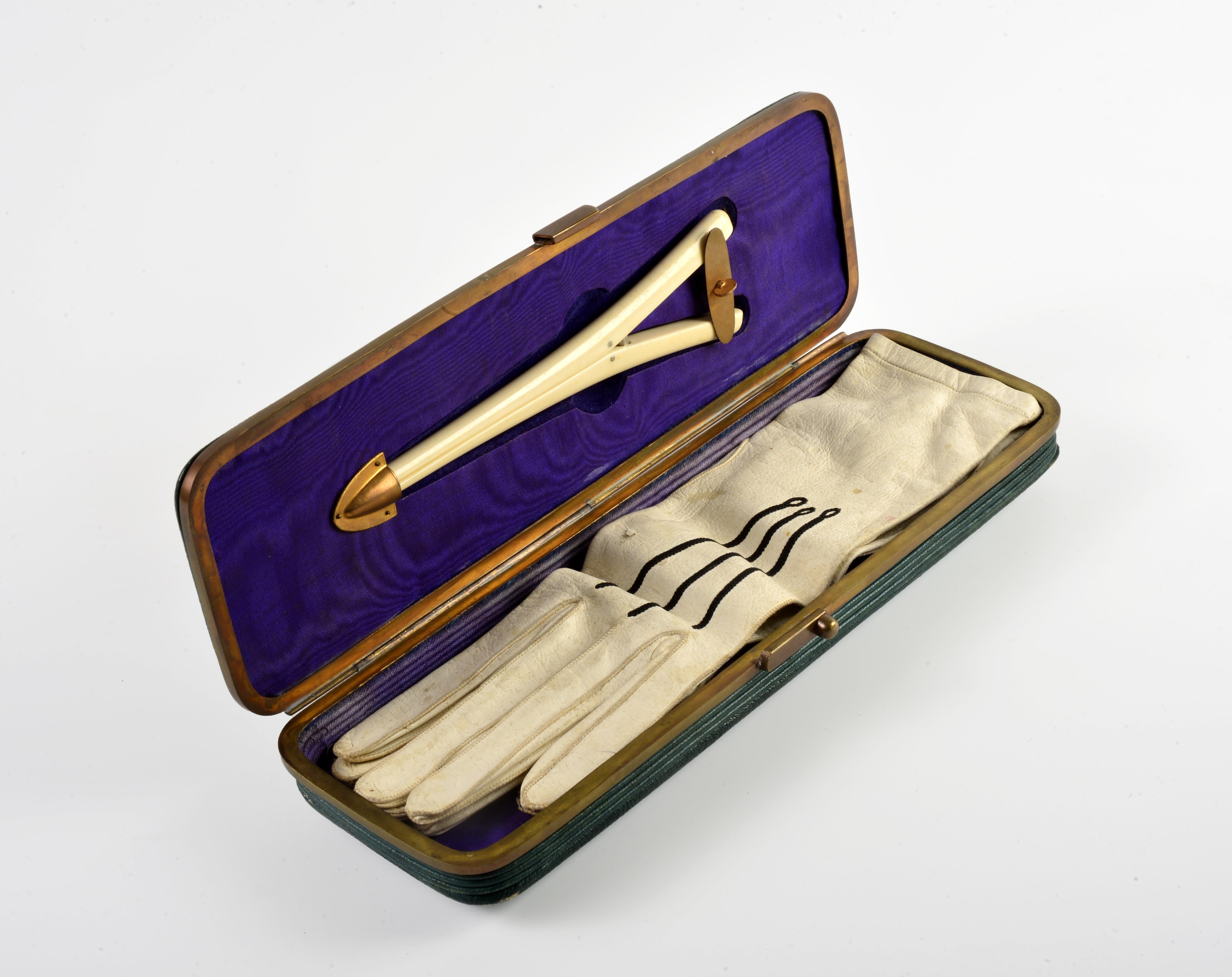 Late 19th century French glove box or case, probably made by Louis Ducat, successor to the Smal firm. This firm was located on the Place du Palais Royal and supplied the imperial family under Napoleon III. It is a bellows case that could hold