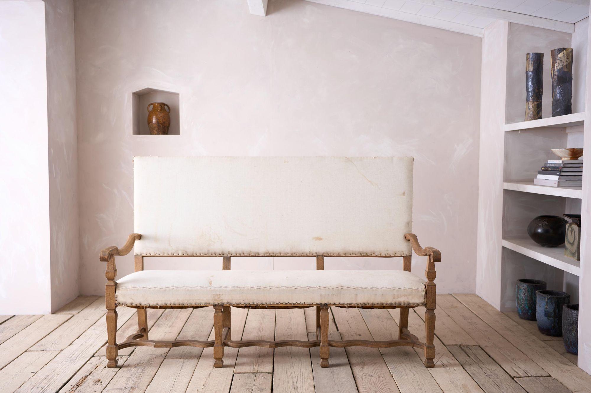 19th century French hall bench In Excellent Condition In Malton, GB