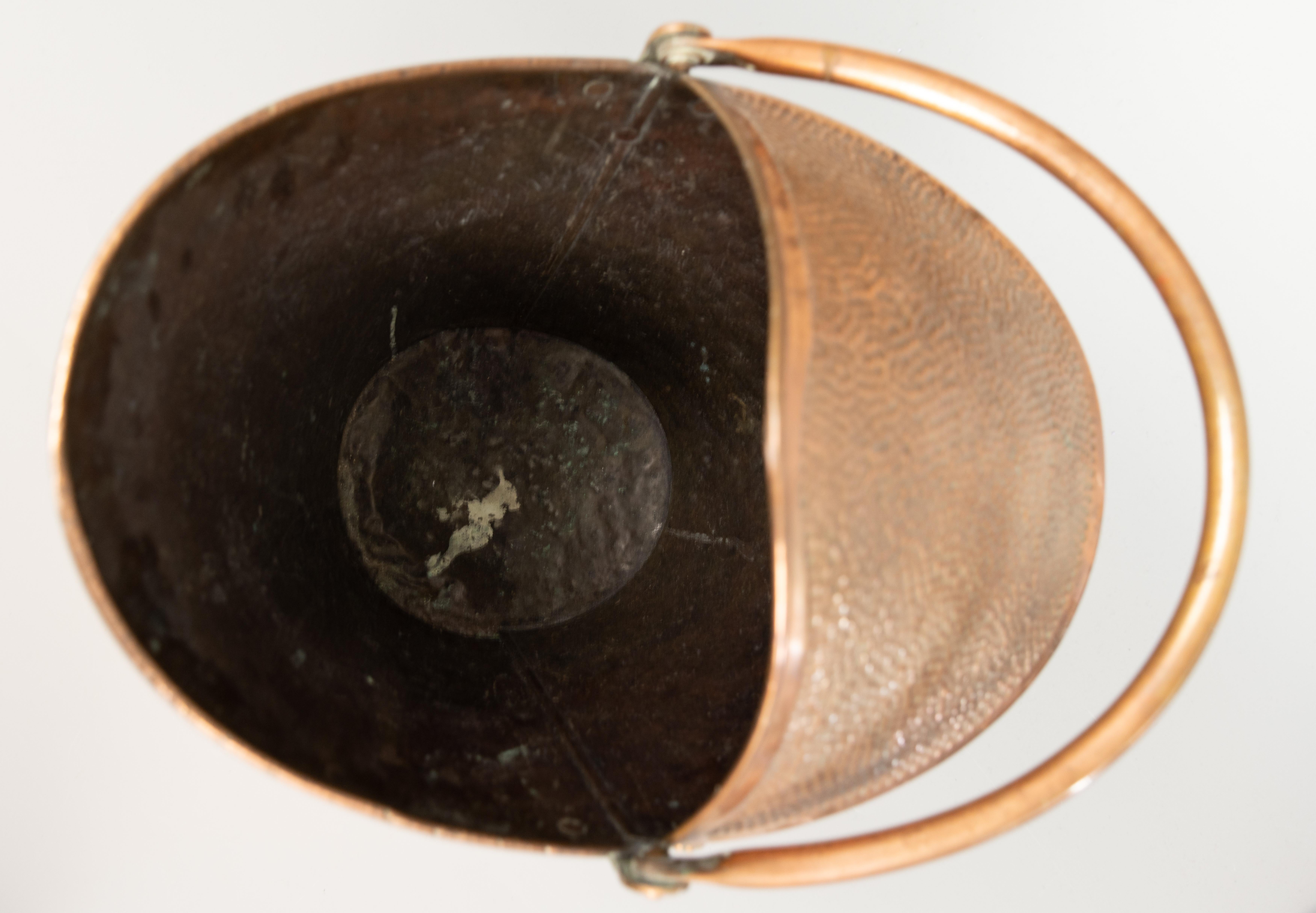 19th Century French Hammered Copper Coal Hod Scuttle Bucket Jardiniere Planter 3