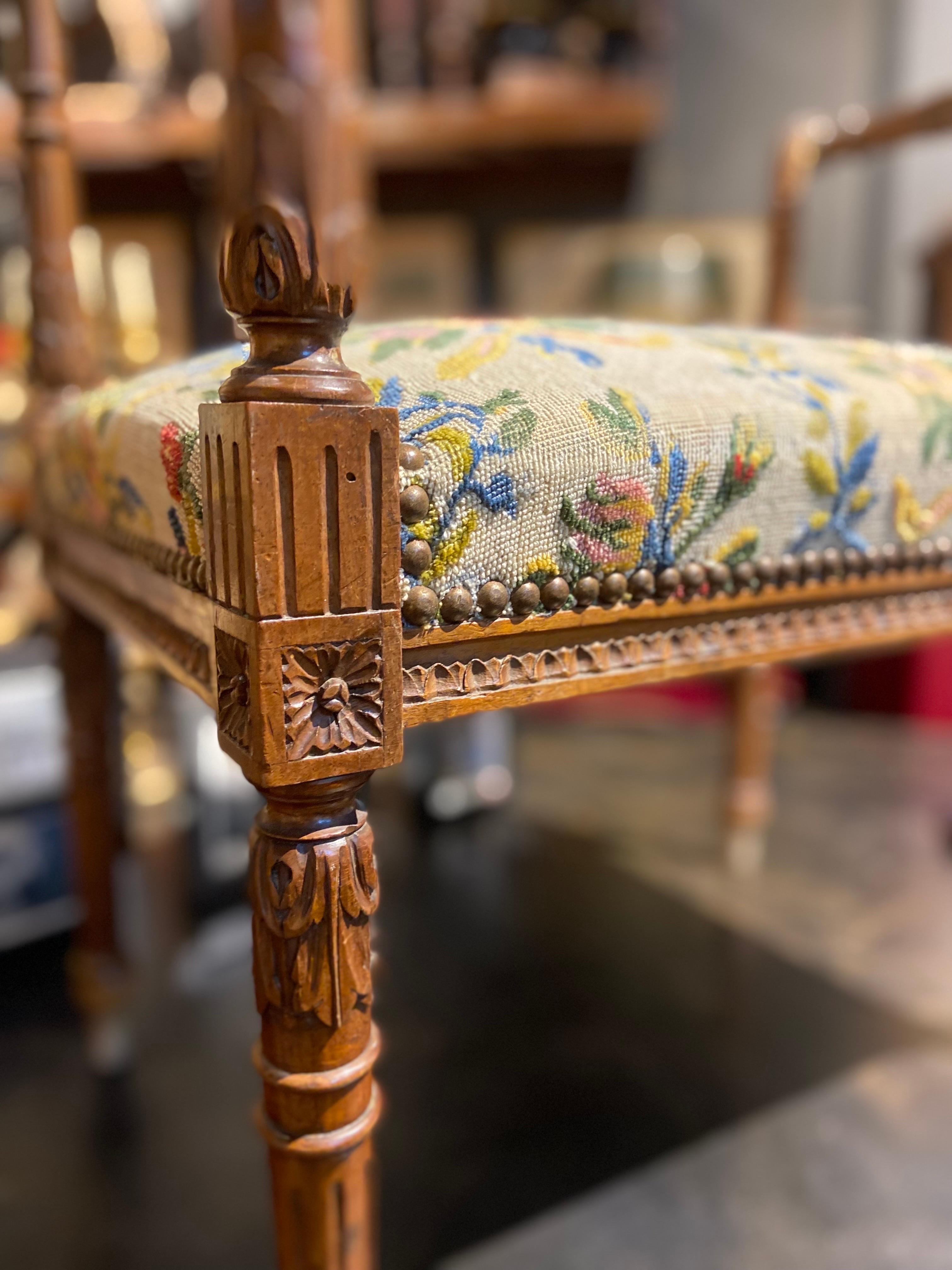 19th Century French Hand Carved and Molded Beech Stool with Tapestry Top For Sale 1