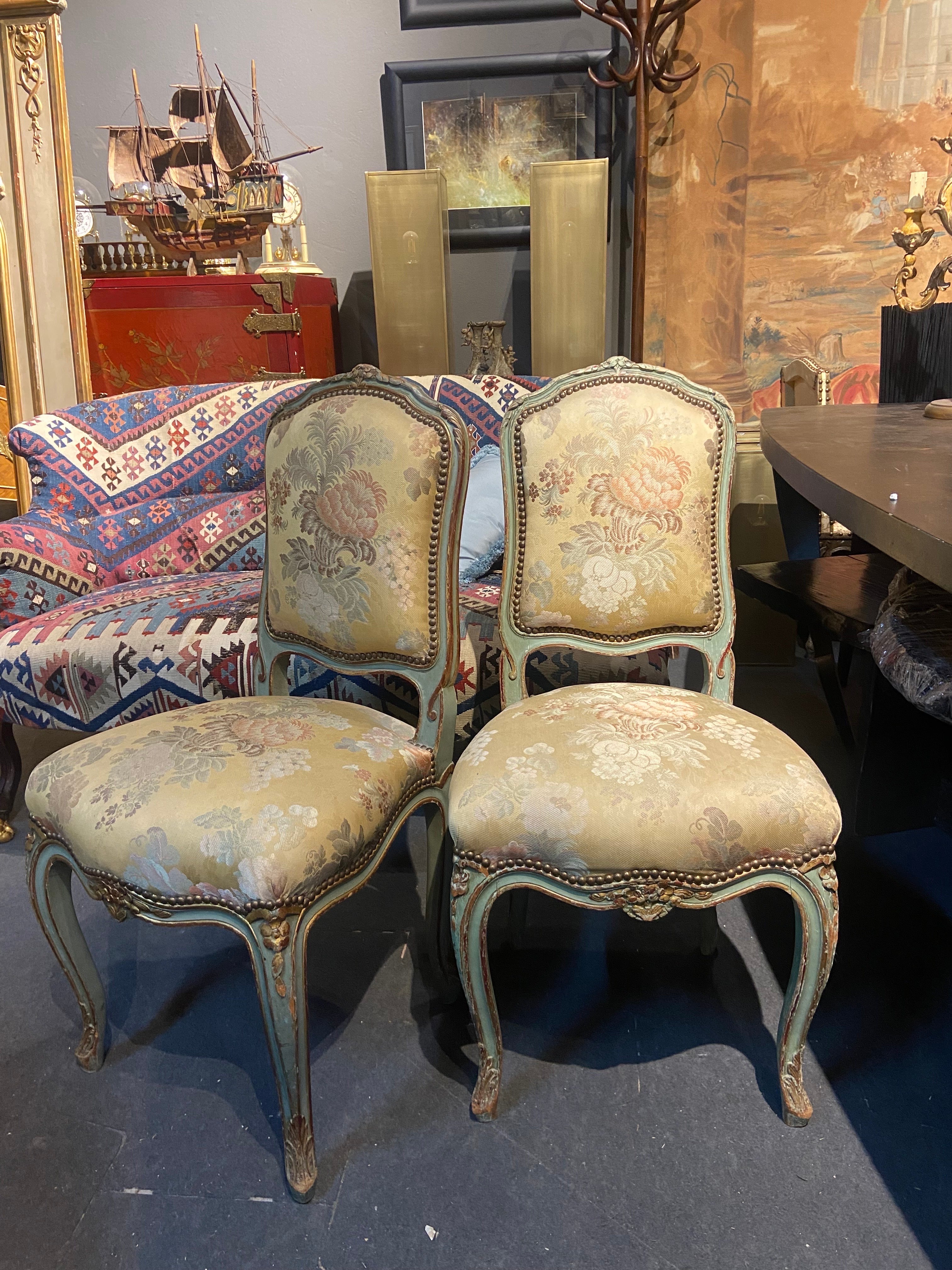 19th Century French Hand Carved and Painted side Chair in Louis XV Style In Good Condition For Sale In Sofia, BG