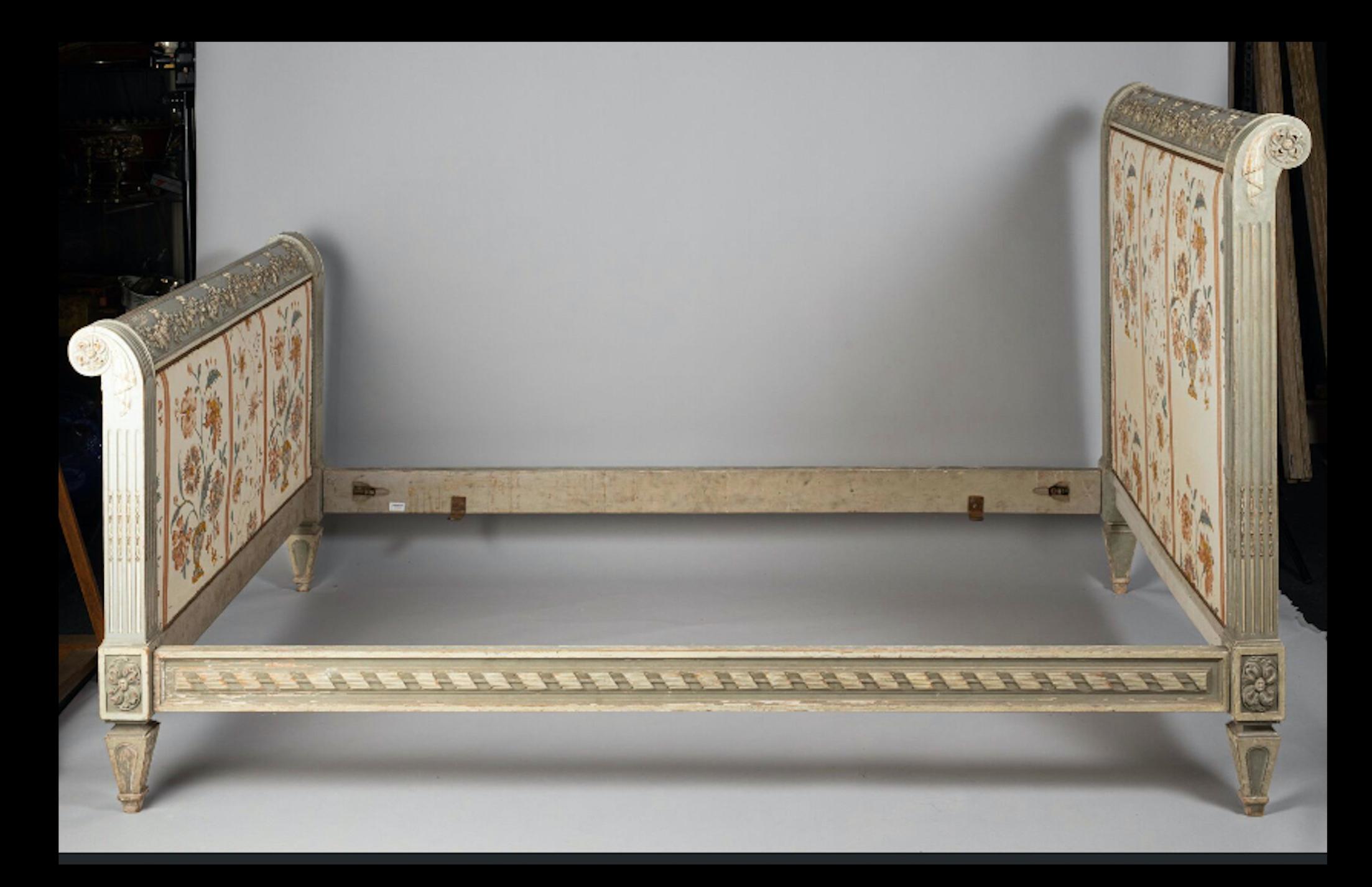 Remarkable authentic bed frame from Louis XV period made of solid hand carved walnut three with lovely decorations painted in light green to grey. Matching original upholstery in very good condition.
France, circa 1830.