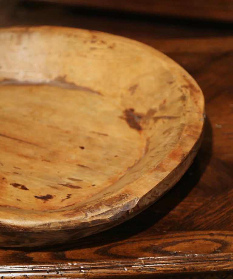 19th Century French Hand Carved Elm Decorative Fruit Bowl For Sale at ...