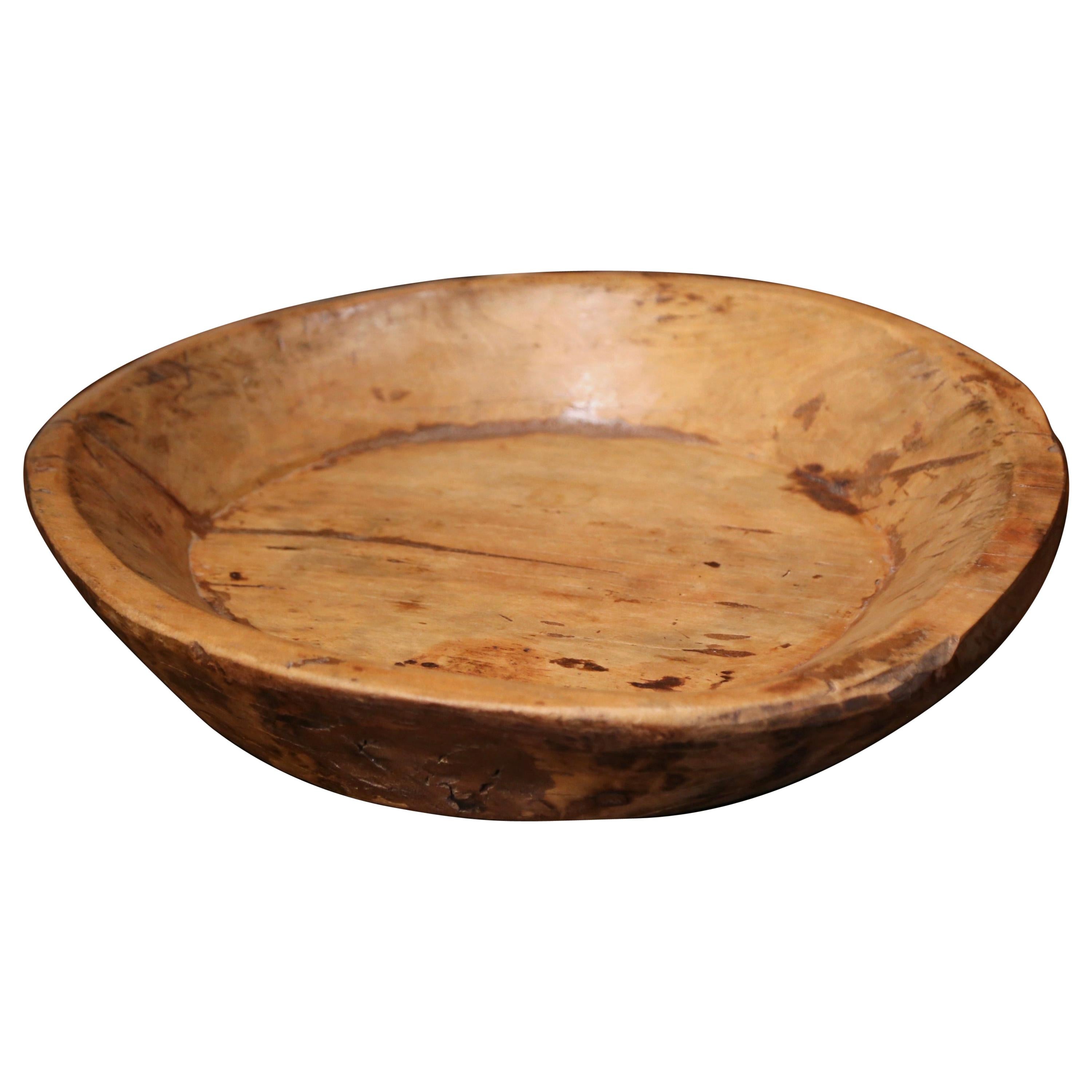 19th Century French Hand Carved Elm Decorative Fruit Bowl For Sale