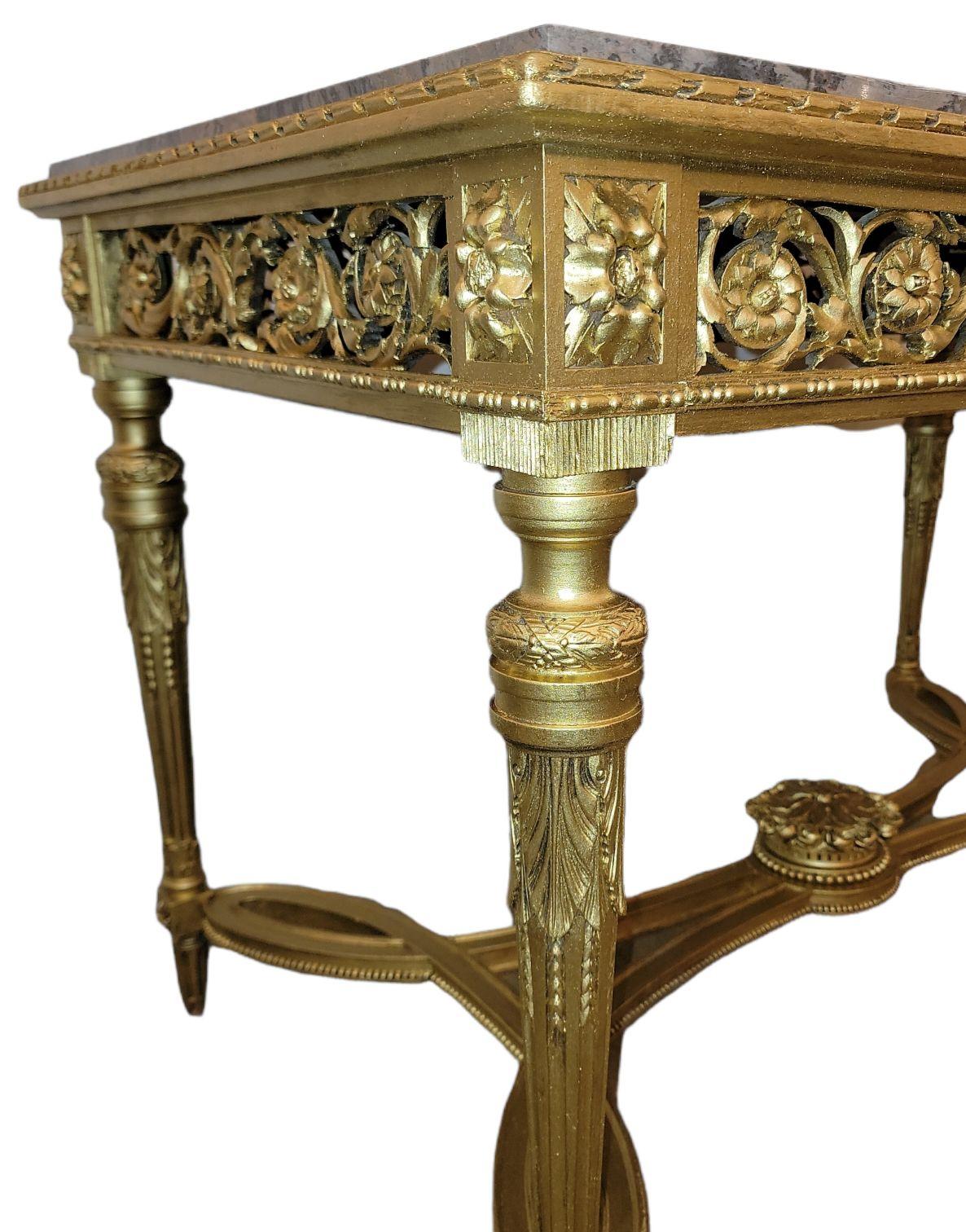 19th Century French Hand Carved Marble Top Center Table In Good Condition For Sale In Pasadena, CA