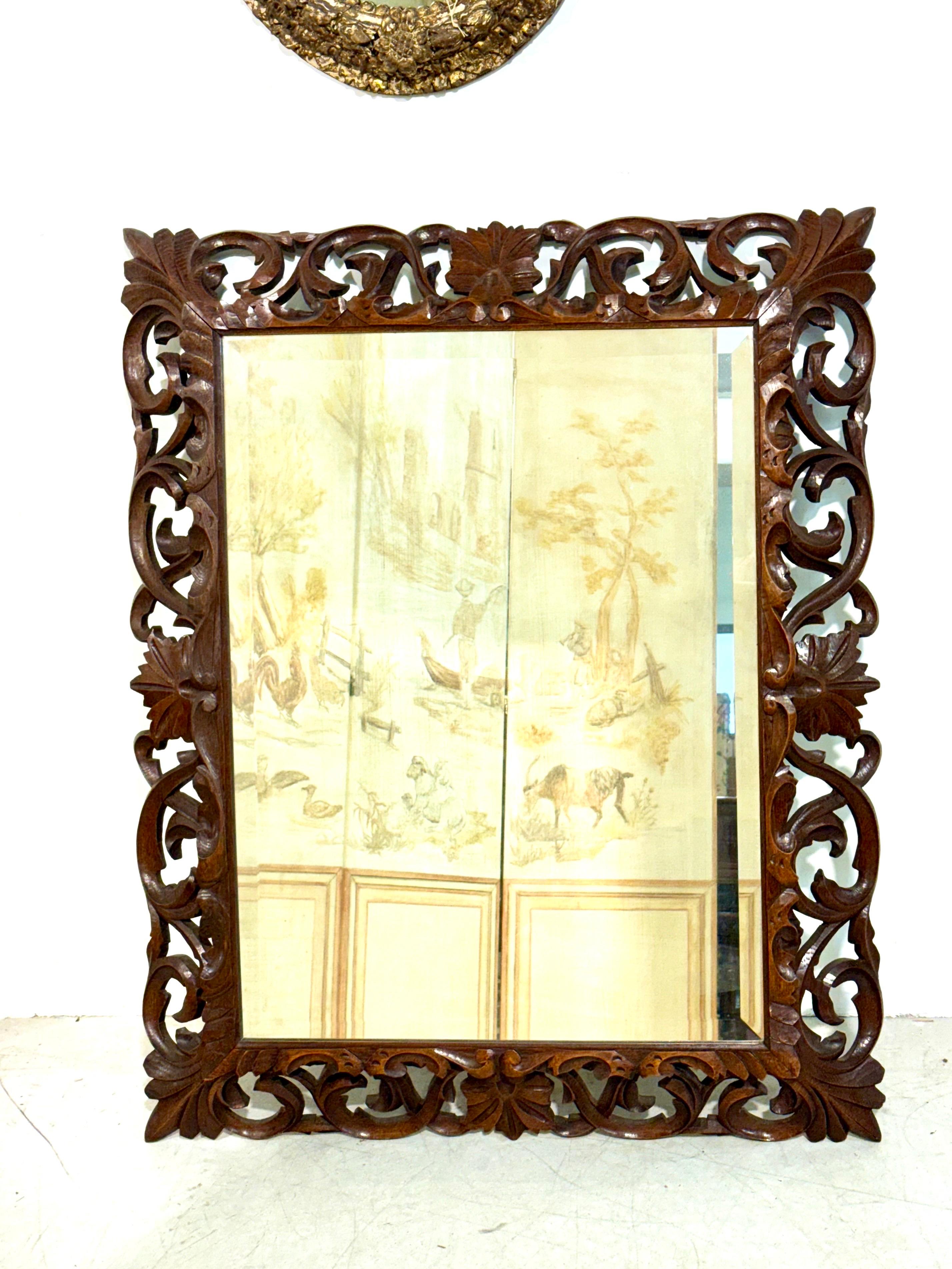 Specchio smussato in Oak francese del XIX secolo intagliato a mano in vendita 9