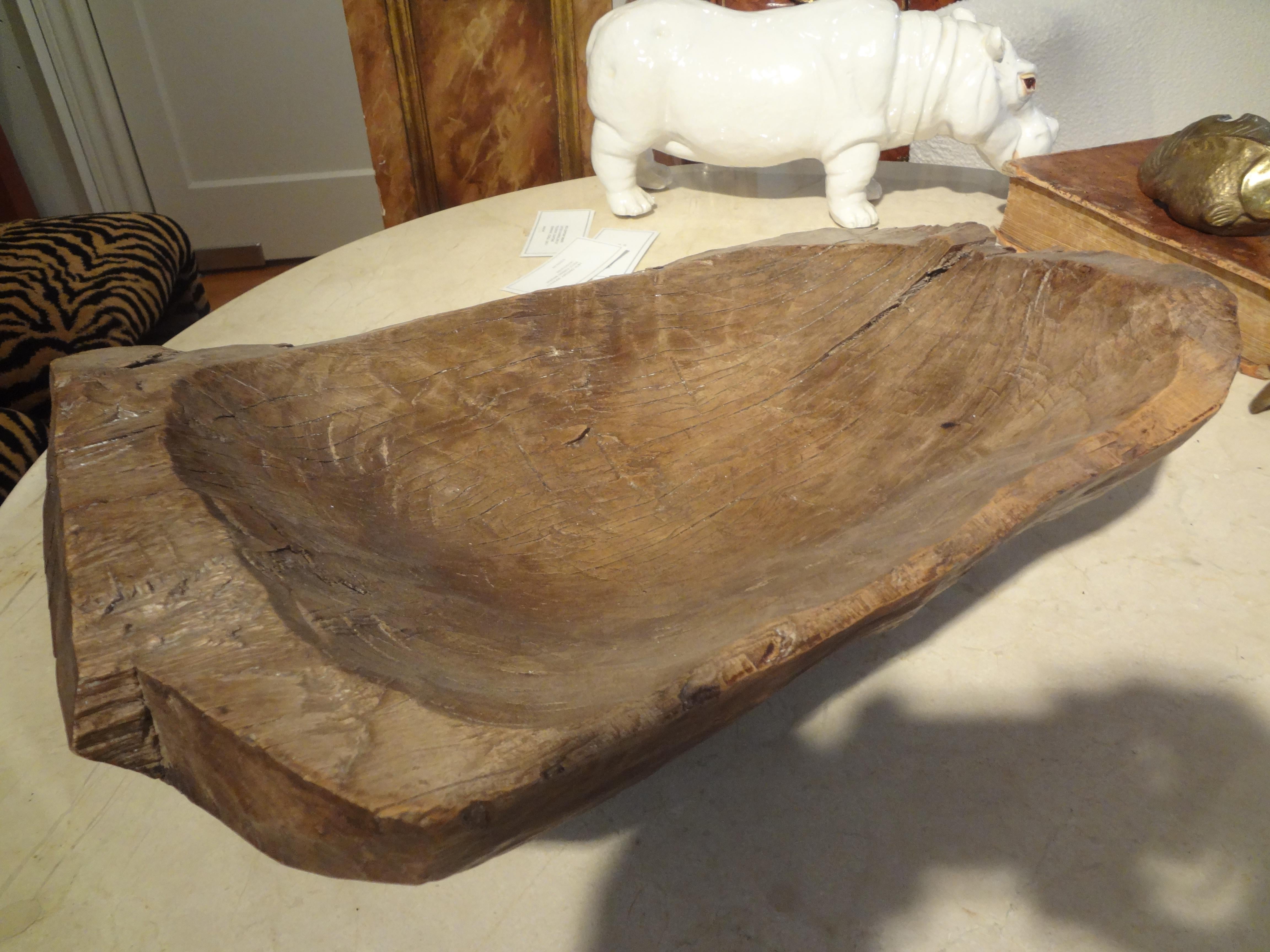 19th Century French Hand Carved Walnut Dough Bowl For Sale 5