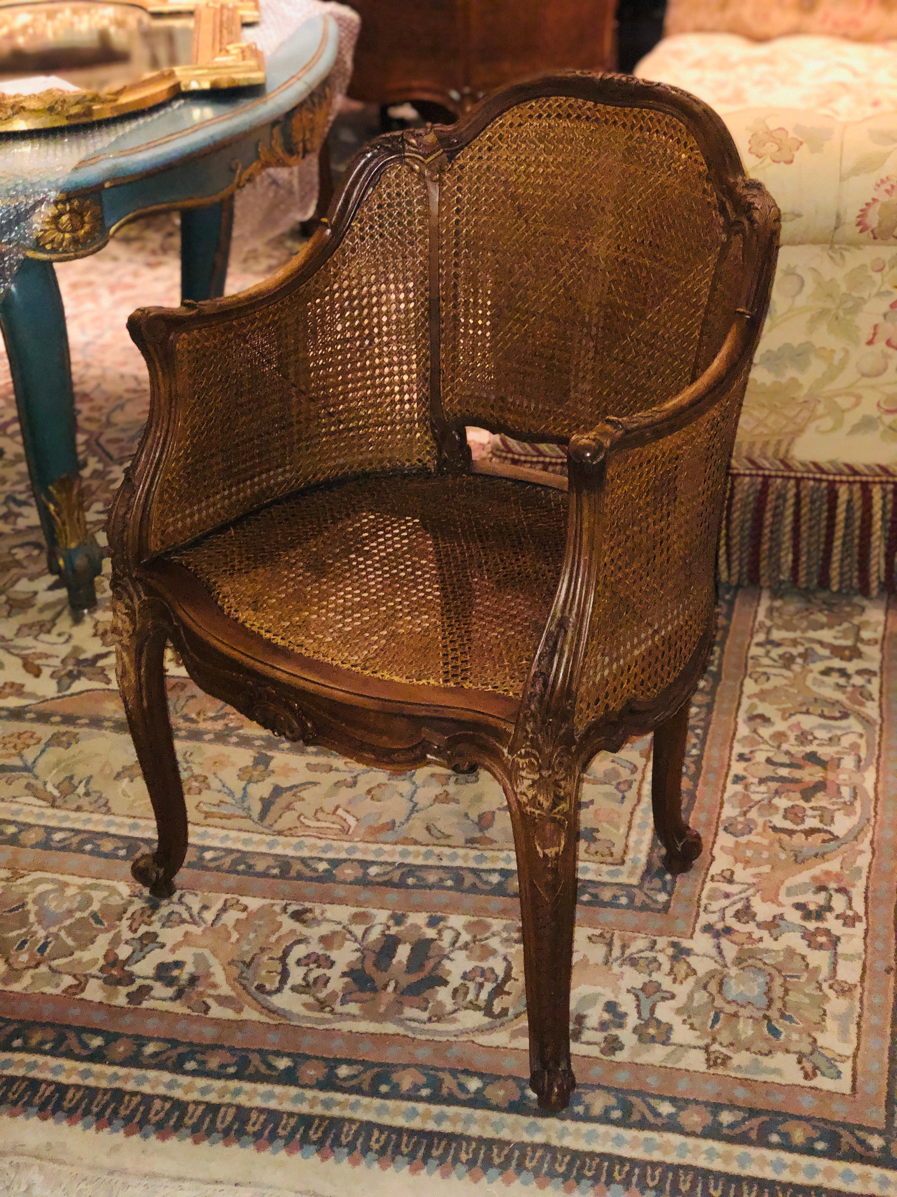 French Louis XV style (19th century) double caned panel hand carved walnut ladies bergère armchair in very good condition.
Very elegant and comfortable piece which could be an accent in any type of interior.
France, circa 1870.