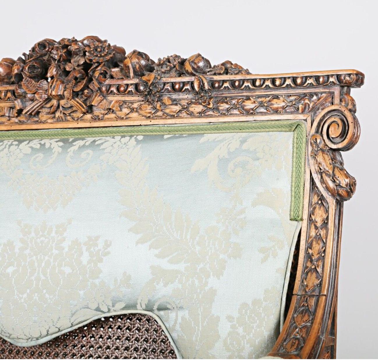 19th Century French Hand-Carved Walnut Marquise in Louise XVI Style 1