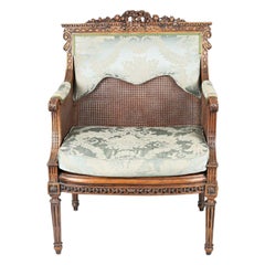19th Century French Hand-Carved Walnut Marquise in Louise XVI Style
