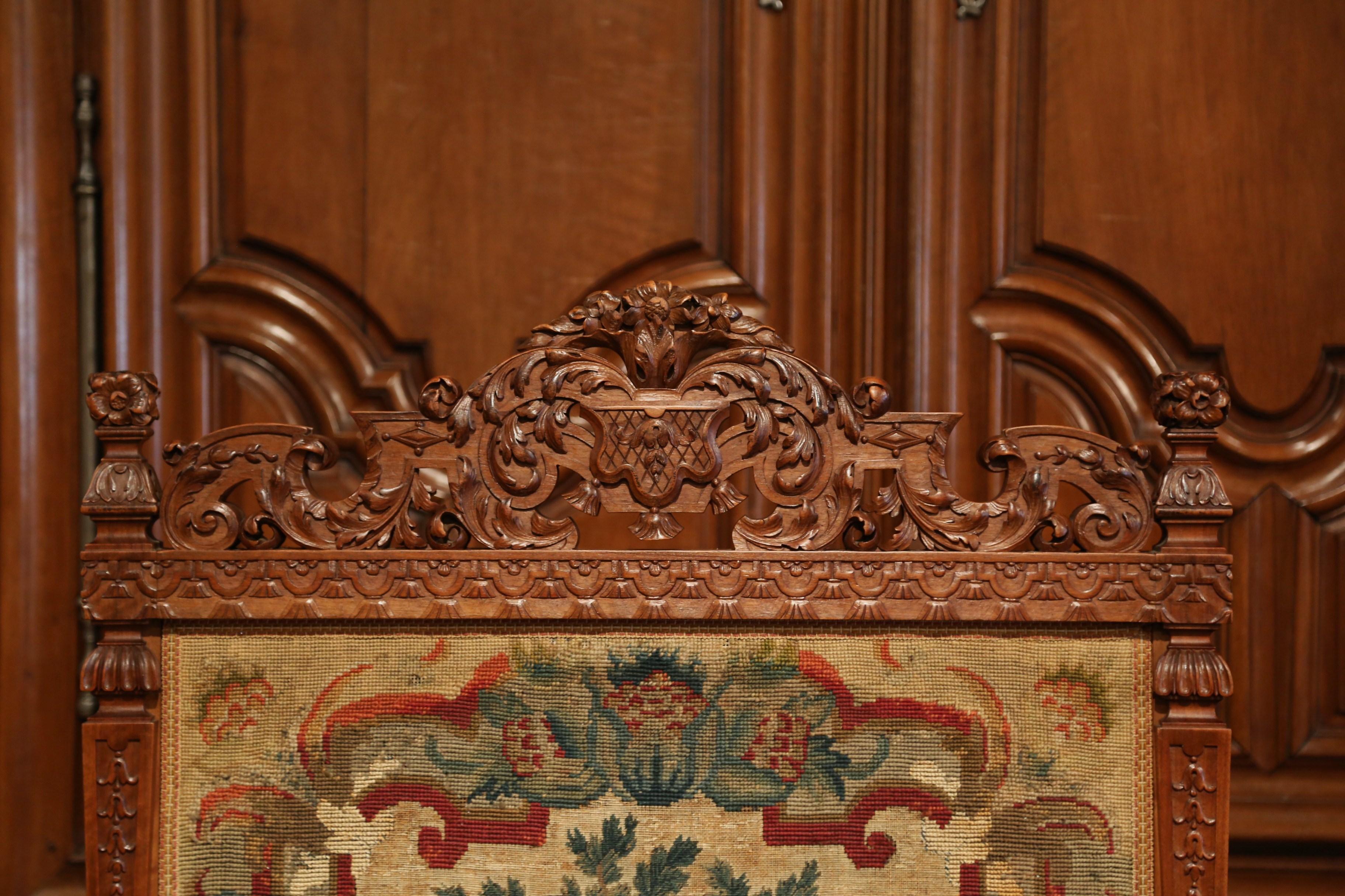 19th Century French Louis XIV Carved Walnut Needlepoint Fireplace Screen In Excellent Condition In Dallas, TX