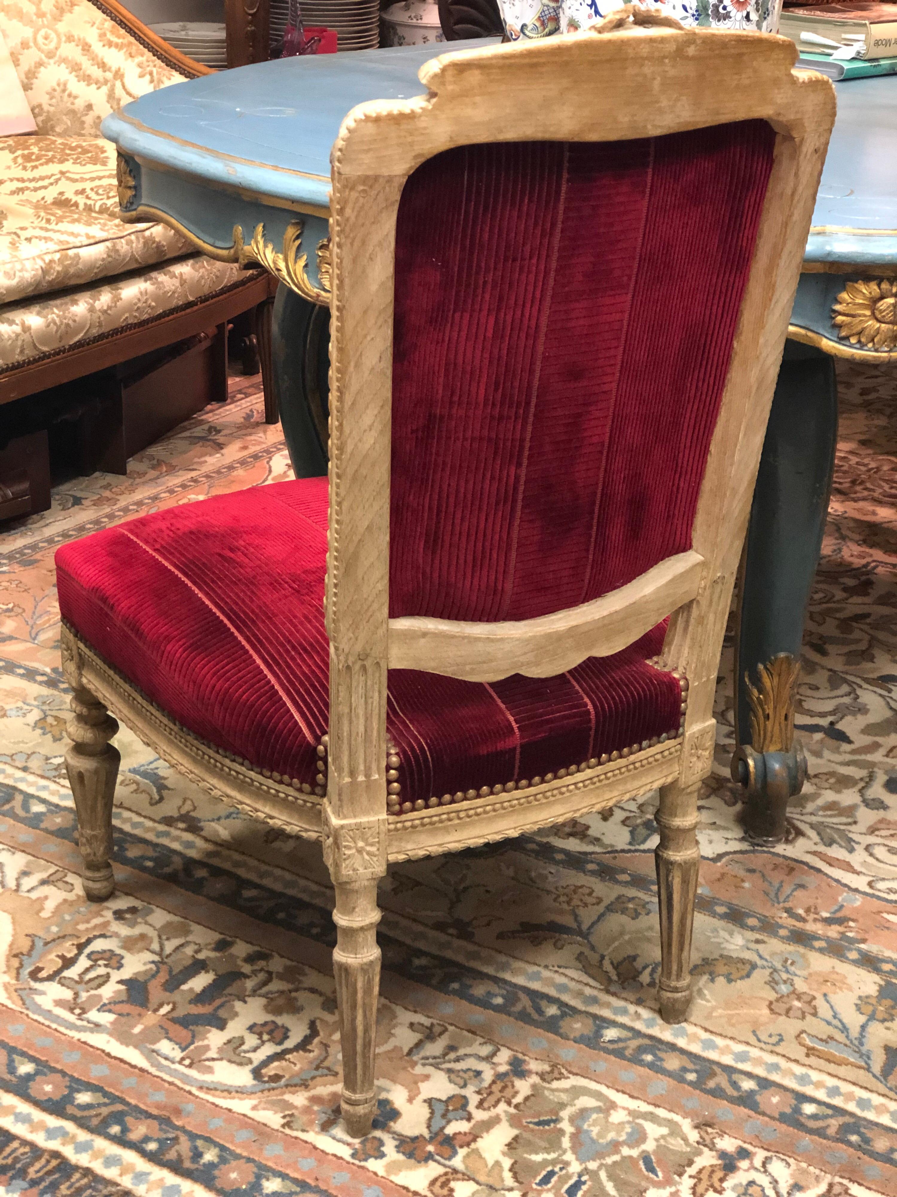 Louis XVI 19th Century French Hand Carved Wooden Chair in Red Velvet For Sale
