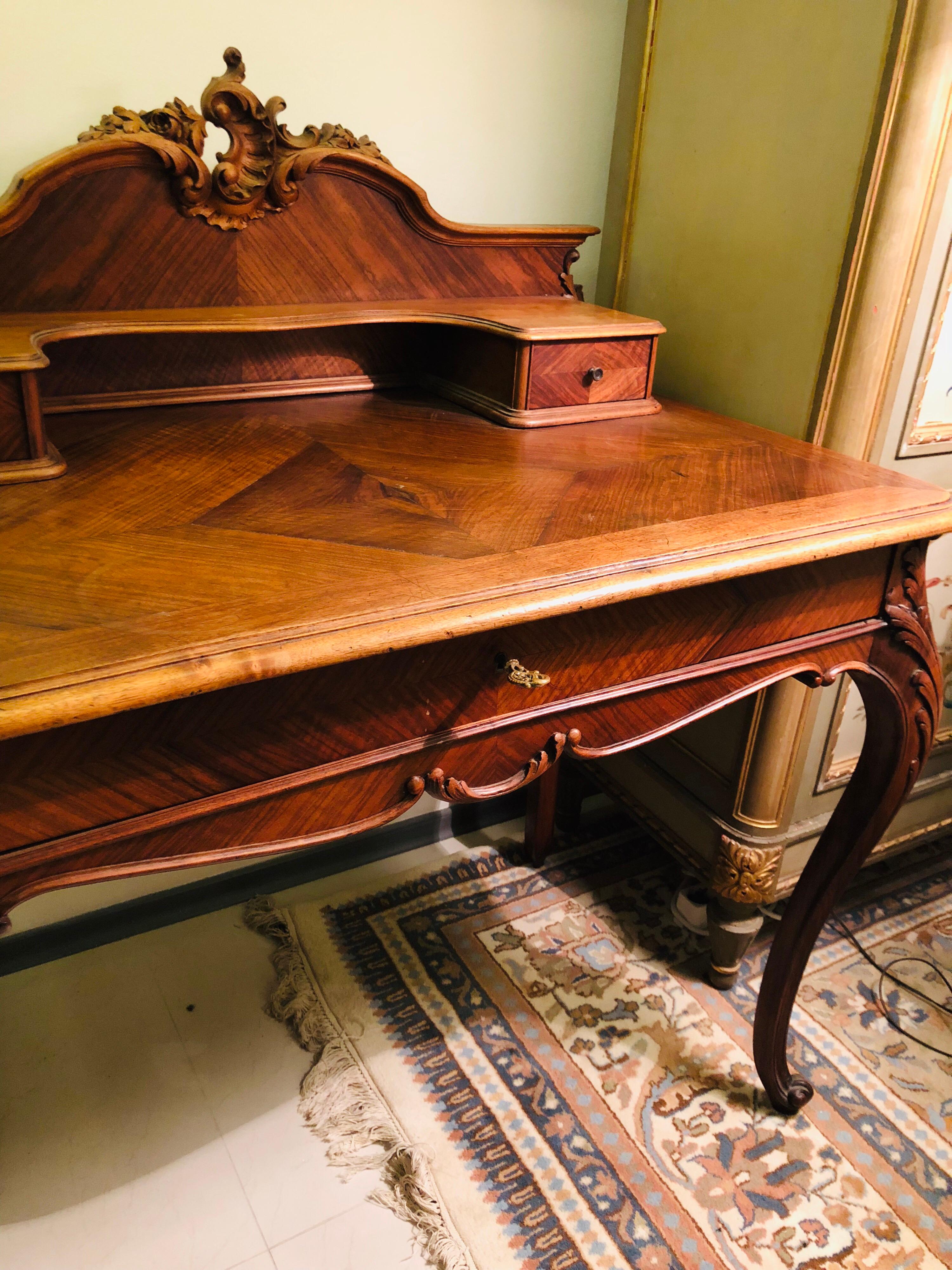 SALE 19th Century French Hand Carved Writing Desk in Louis XV Style In Good Condition In Sofia, BG