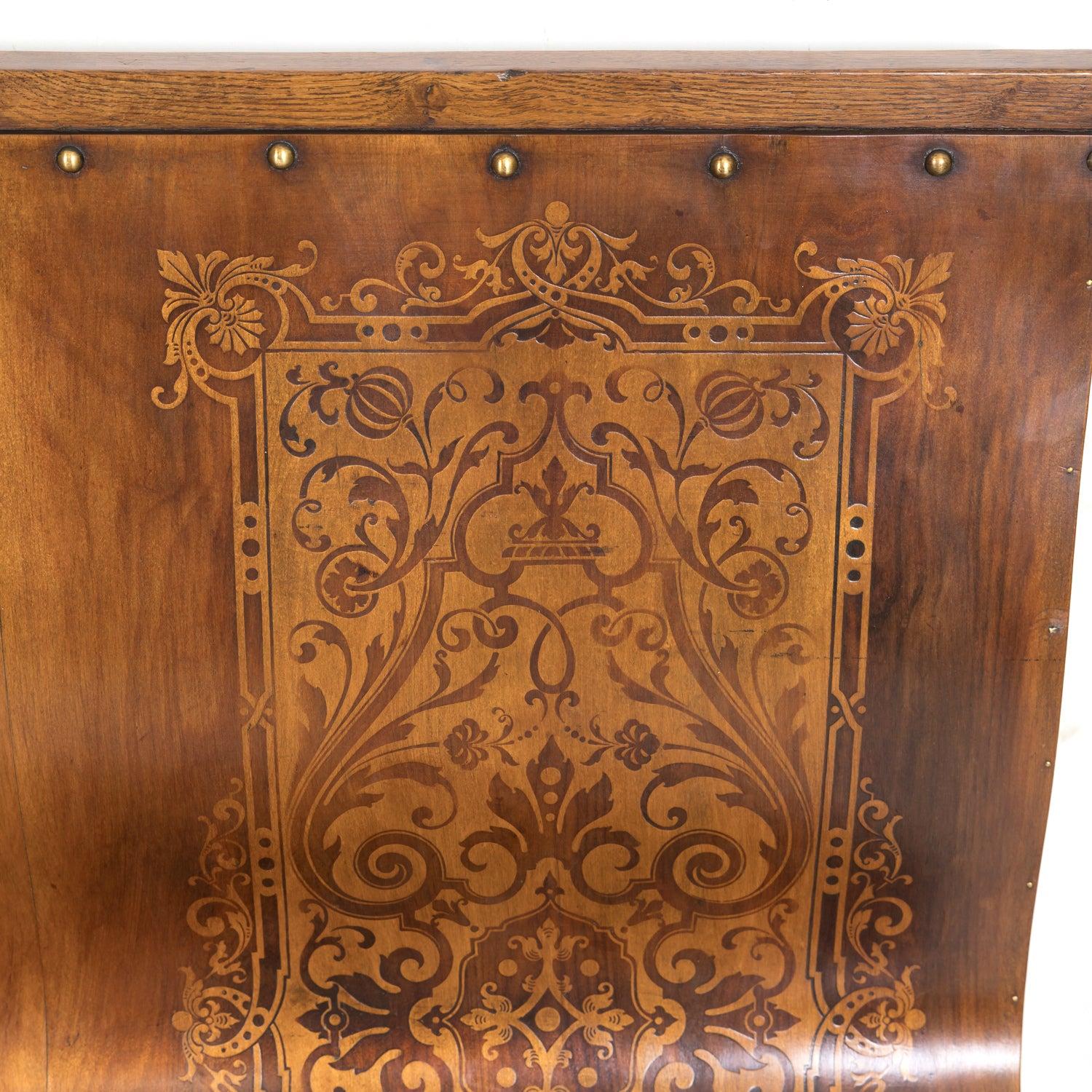 Panchina francese Hand Made in legno di noce con intarsi in legno di frutta del XIX secolo in vendita 6
