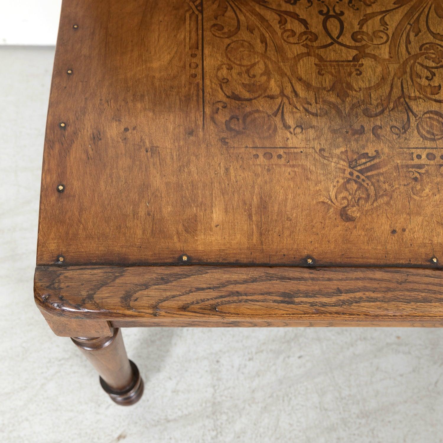 Panchina francese Hand Made in legno di noce con intarsi in legno di frutta del XIX secolo in vendita 7