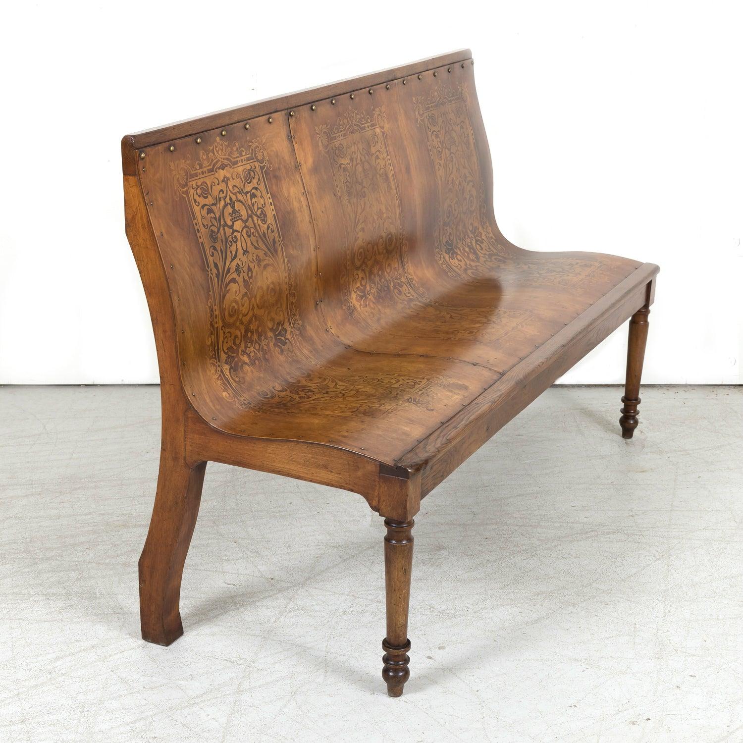 Panchina francese Hand Made in legno di noce con intarsi in legno di frutta del XIX secolo in vendita 10