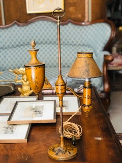 Lampada da tavolo regolabile in legno dipinta a mano francese del XIX secolo