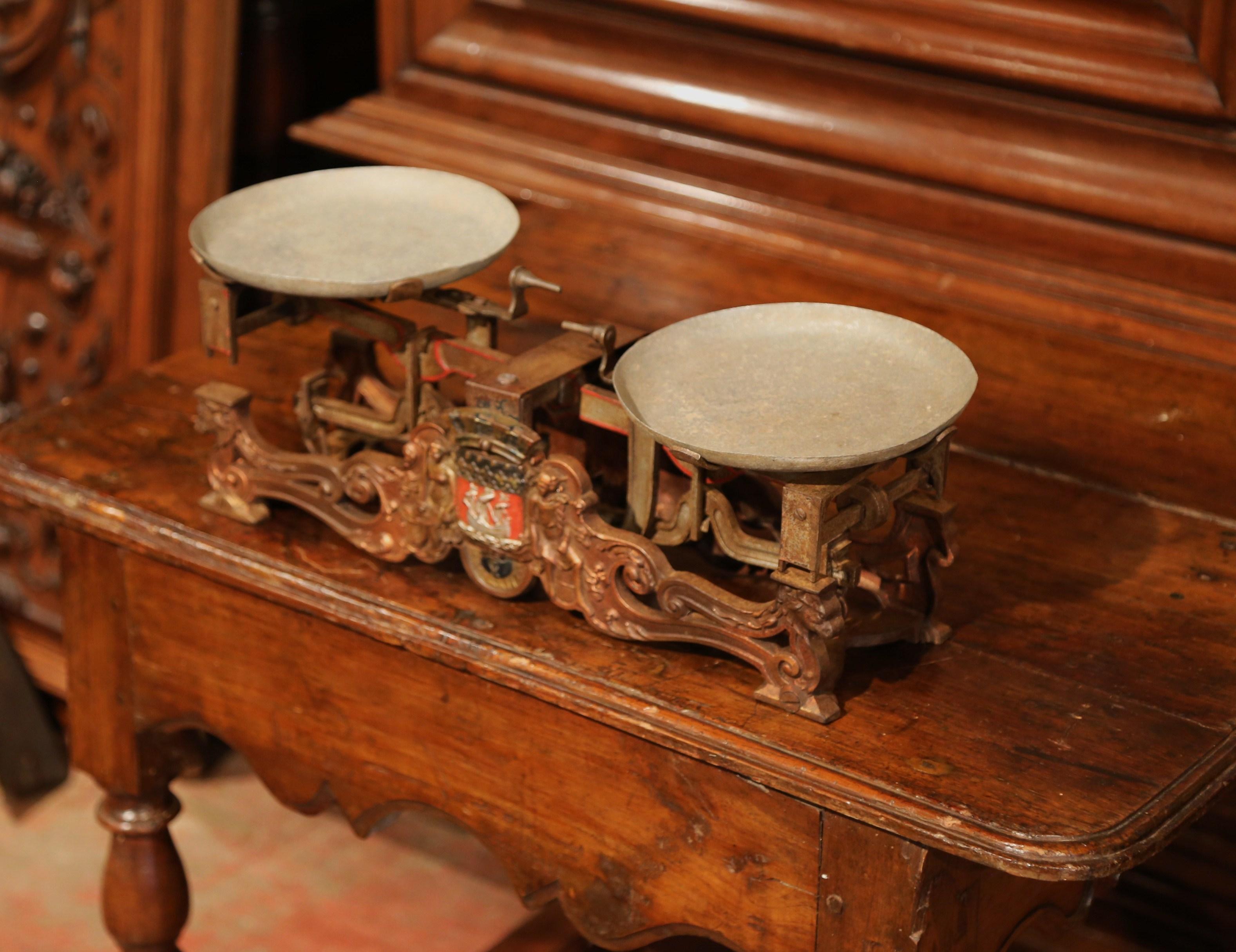 19th Century French Hand Painted and Gilt Iron Scale with Paris Coat of Arms For Sale 4