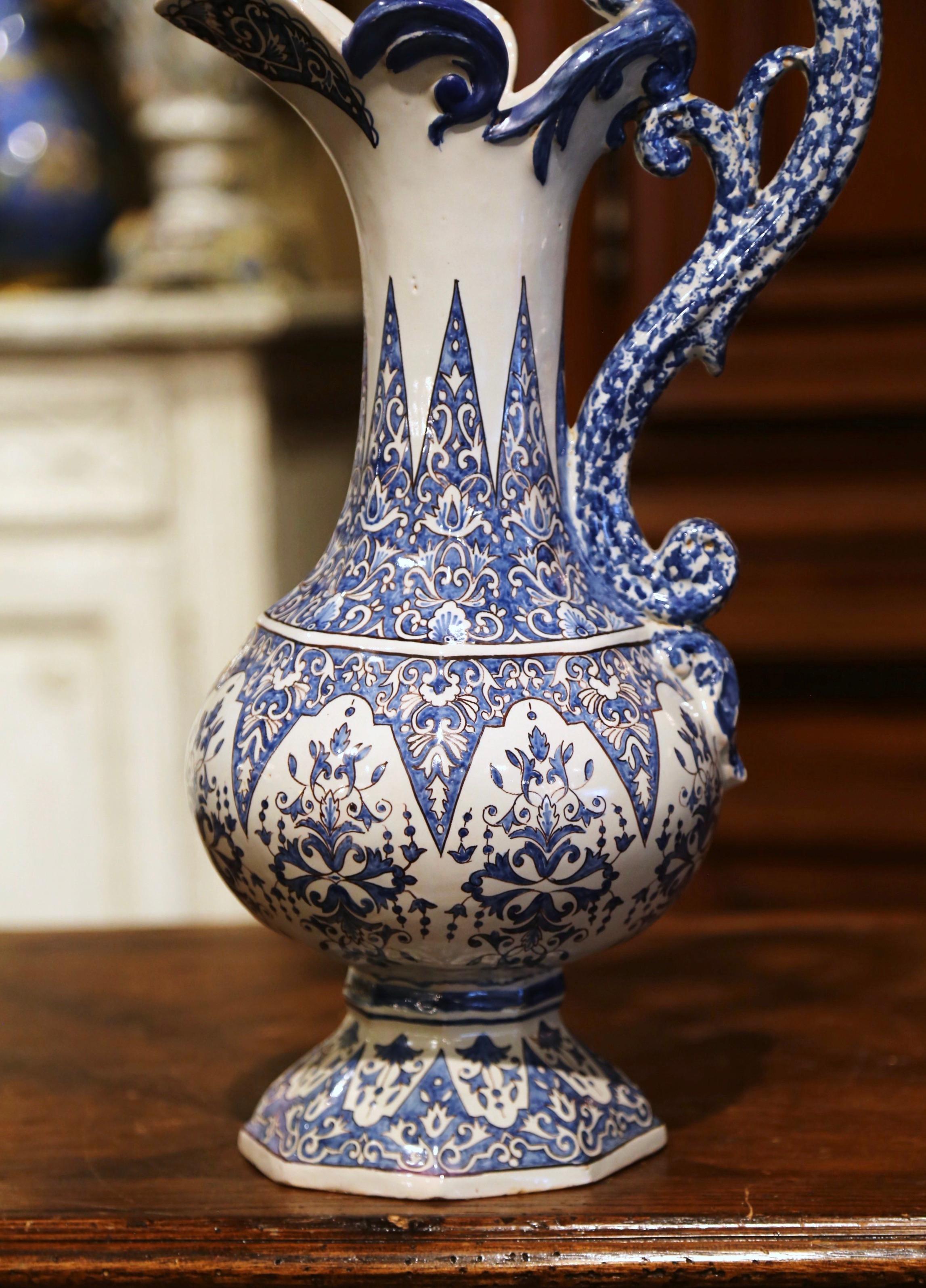 19th Century French Hand Painted Blue and White Faience Ewer Signed HR Quimper In Excellent Condition For Sale In Dallas, TX