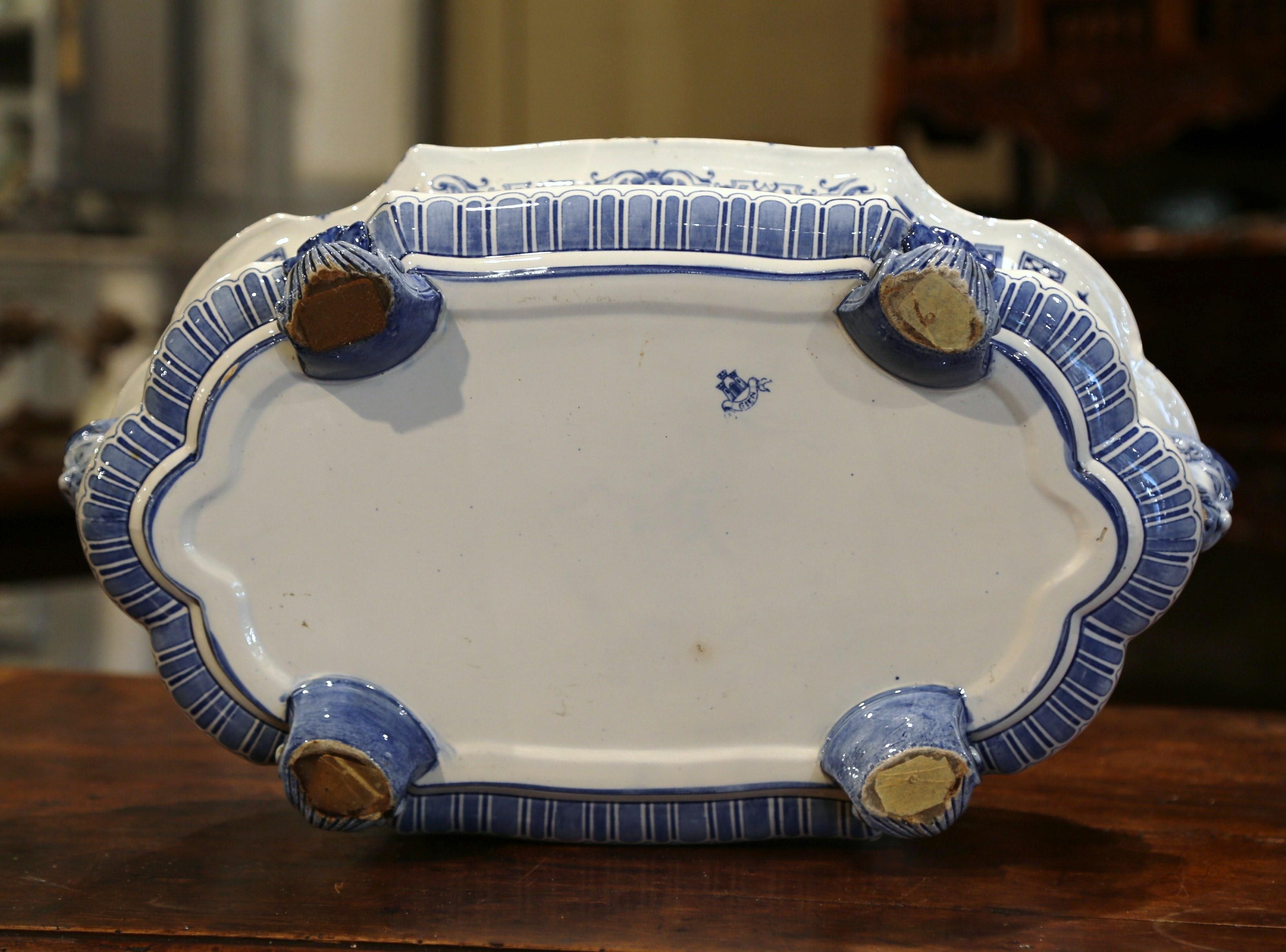 Jardinière en faïence bleue et blanche peinte à la main, signée Gien, 19e siècle, France 2