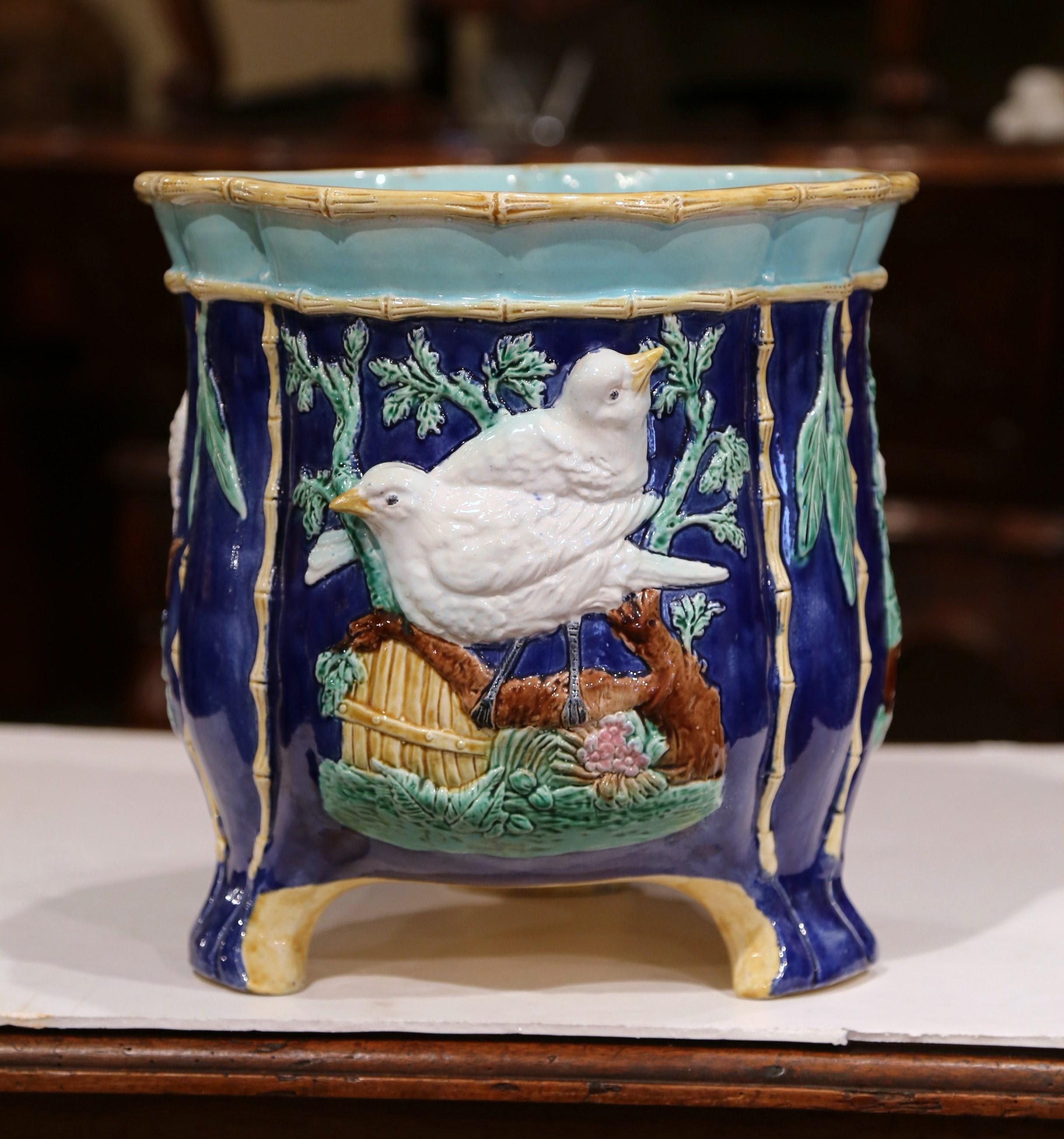 19th Century French Hand Painted Ceramic Barbotine Cache Pot with Bird Decor In Excellent Condition In Dallas, TX