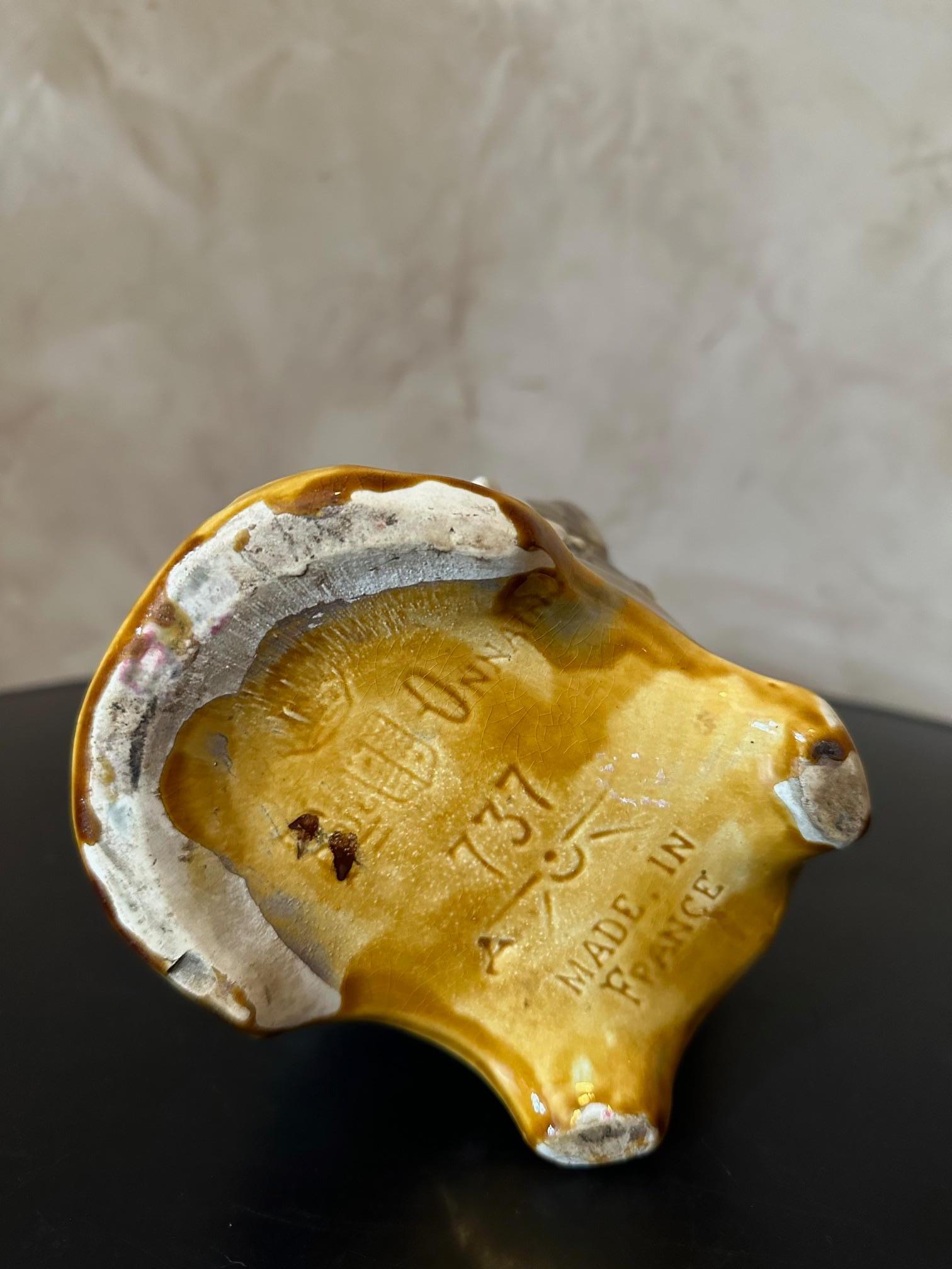 Französischer handbemalter Barbotine-Fischkrug aus Keramik des 19. Jahrhunderts im Angebot 5