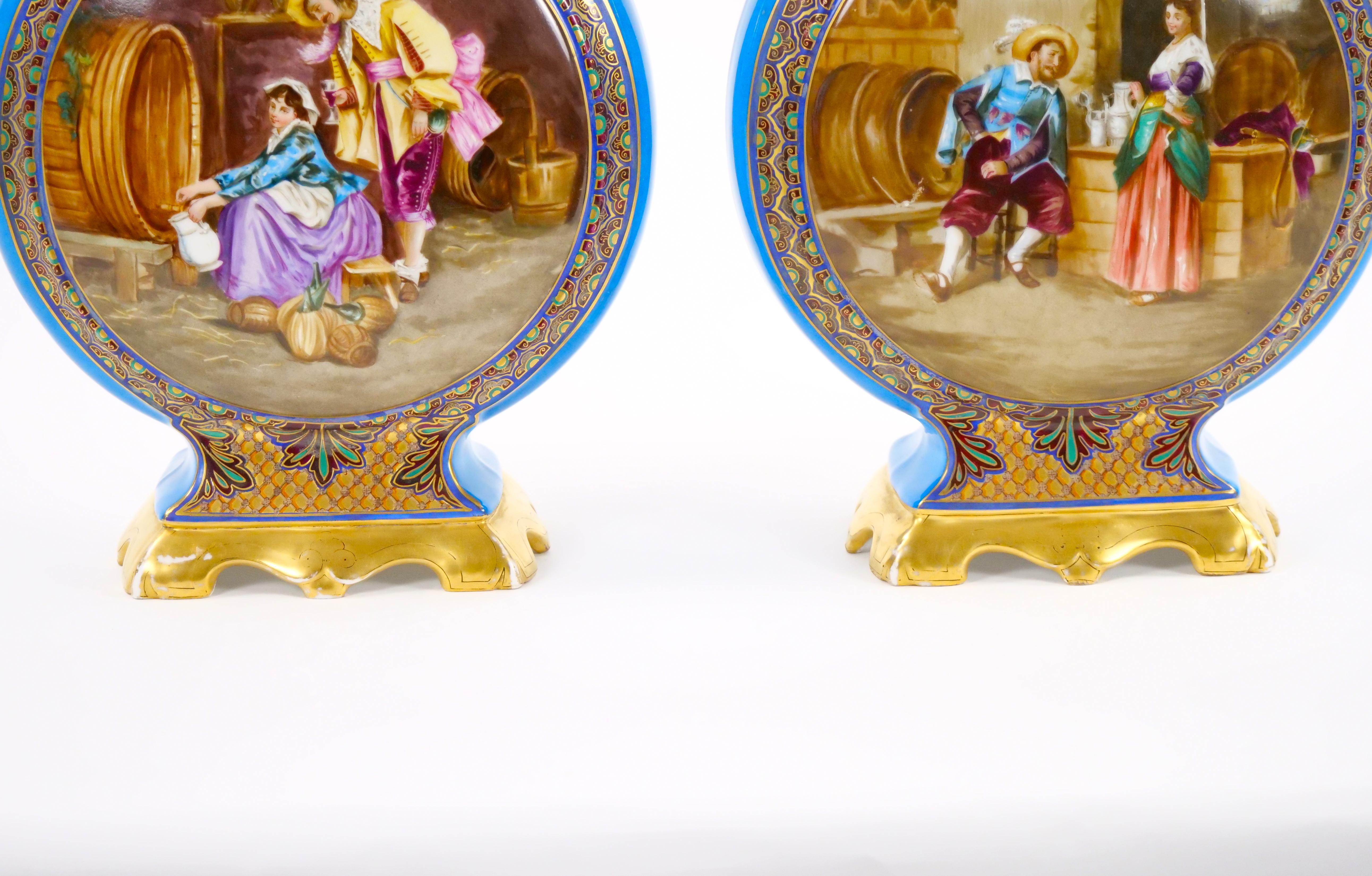 19th Century French hand Painted / Decorated  Porcelain Vases For Sale 1