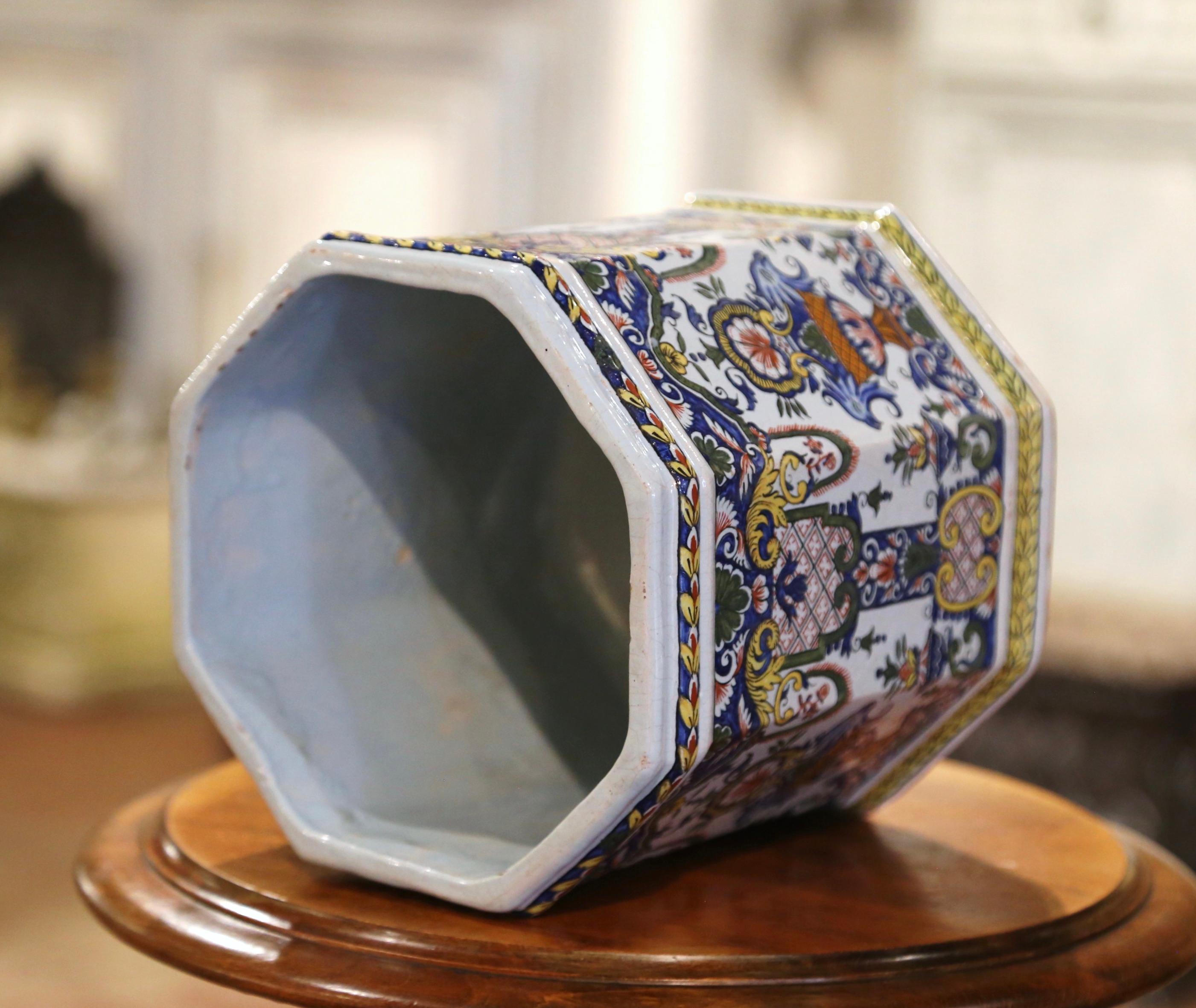 Hand-Crafted 19th Century French Hand-Painted Faience Cache Pot from Desvres For Sale