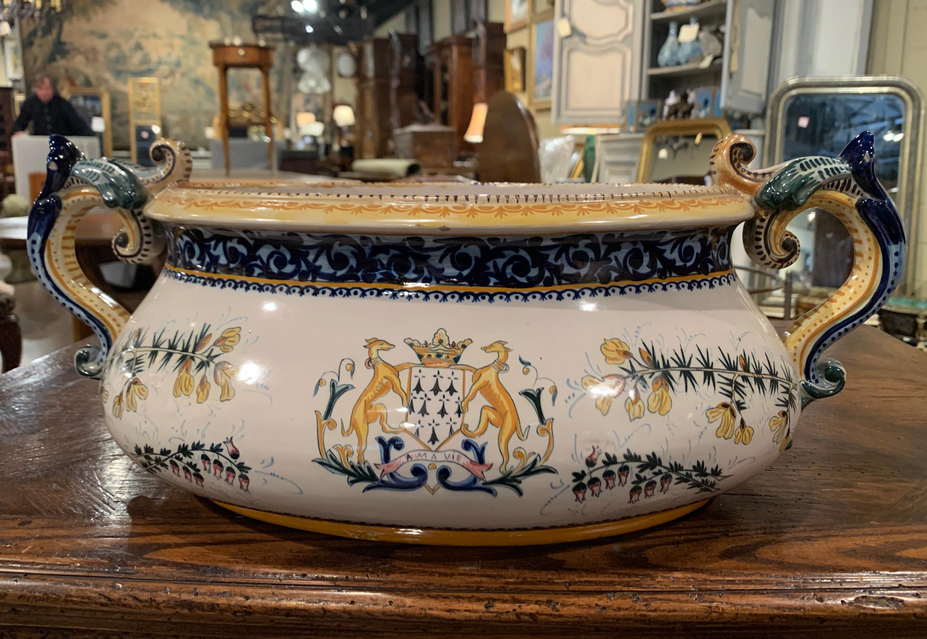 19th Century French Hand Painted Faience Jardinière Signed HR Quimper In Excellent Condition In Dallas, TX