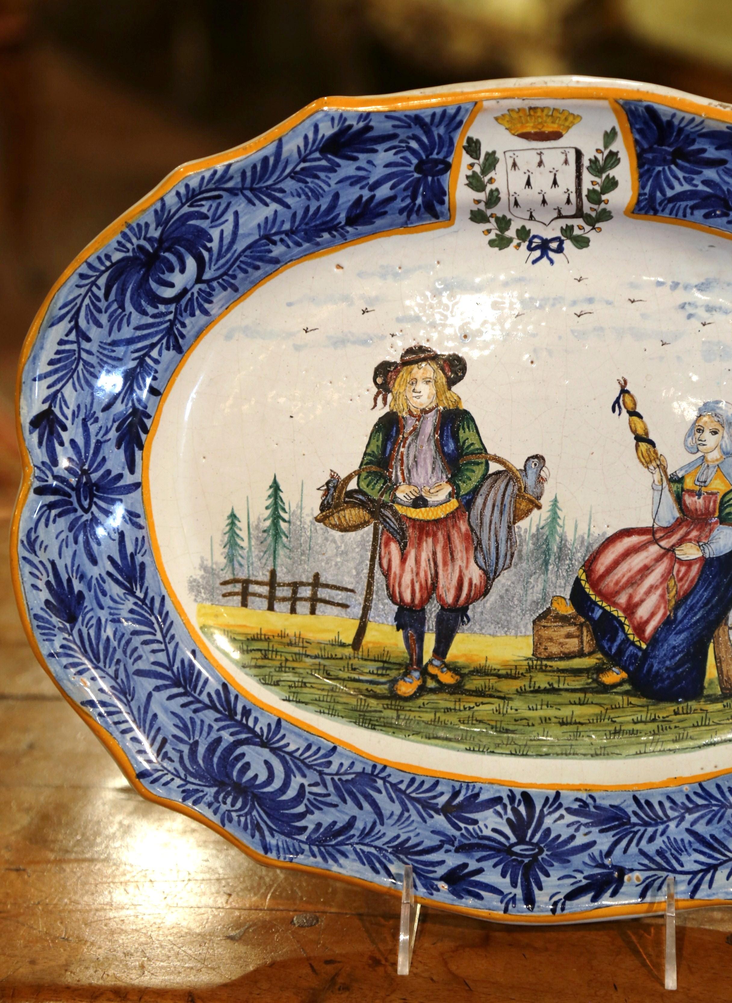 19th Century French Hand Painted Faience Quimper Wall Platter For Sale 1