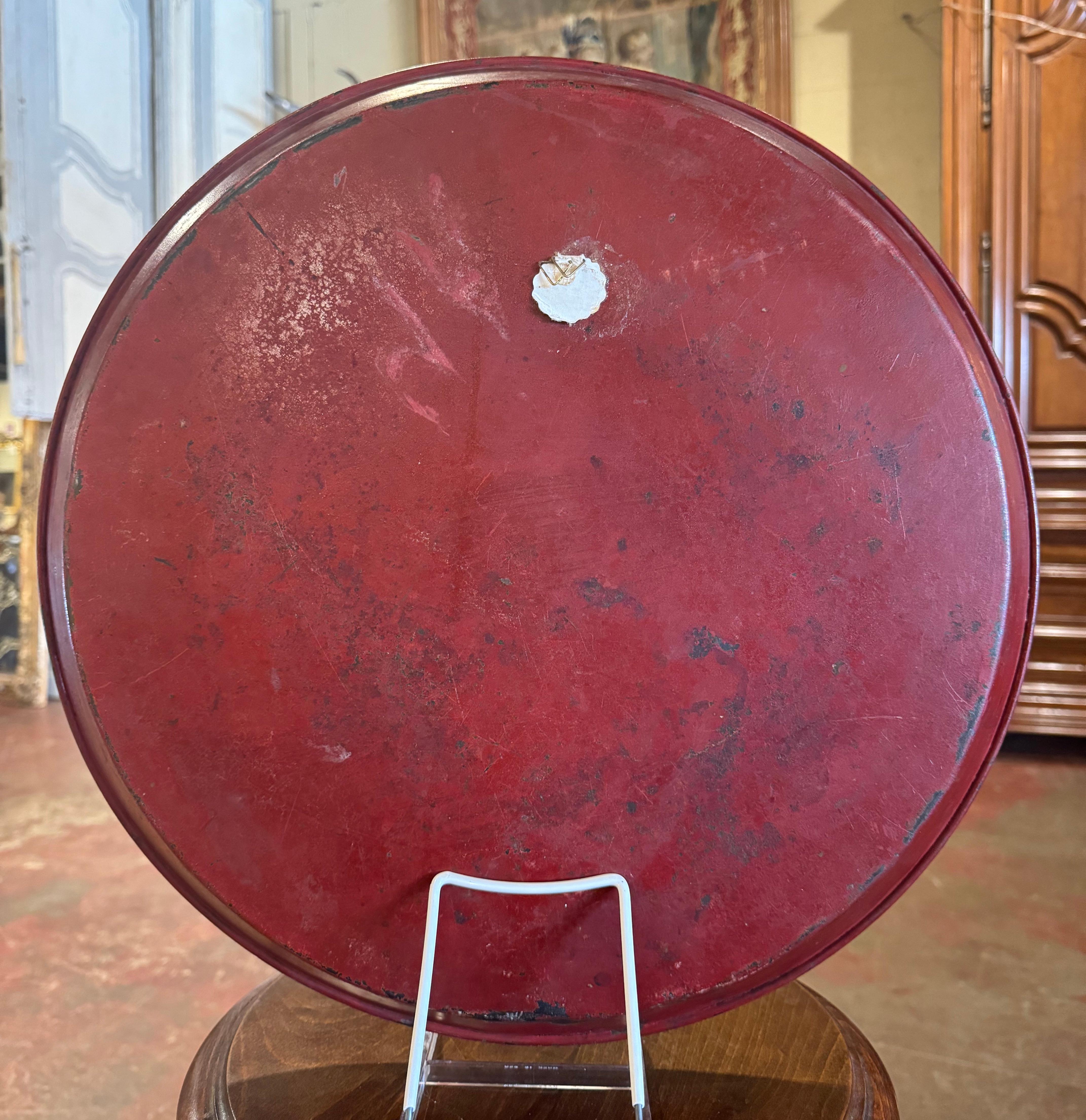 Tôle Plateau en tôle doré et peint à la main du 19ème siècle avec scène portuaire, style Vernet en vente