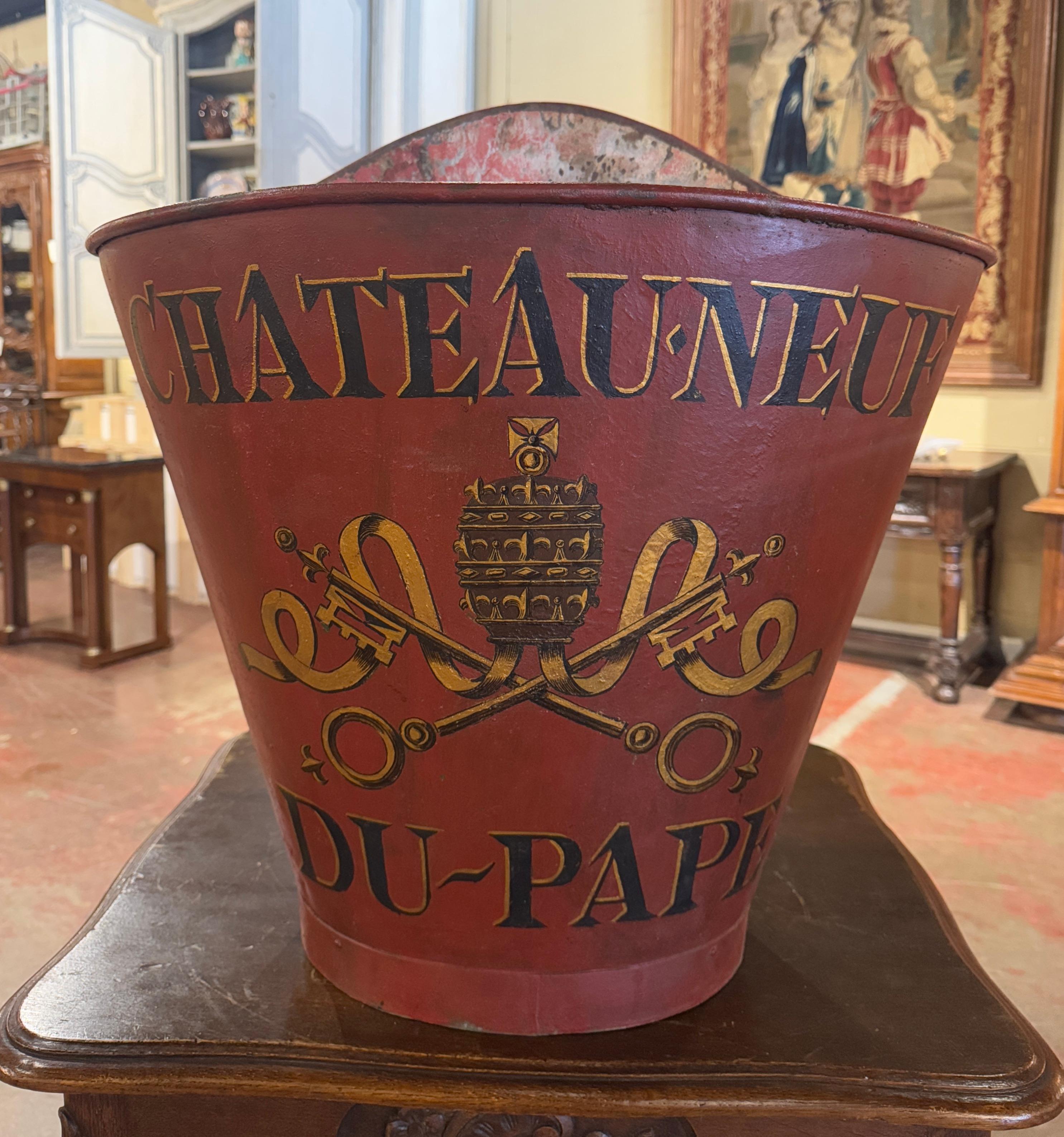 Francese Cestino per uva in tole francese del XIX secolo, dipinto a mano, proveniente dalla Valle del Vino del Rodano in vendita