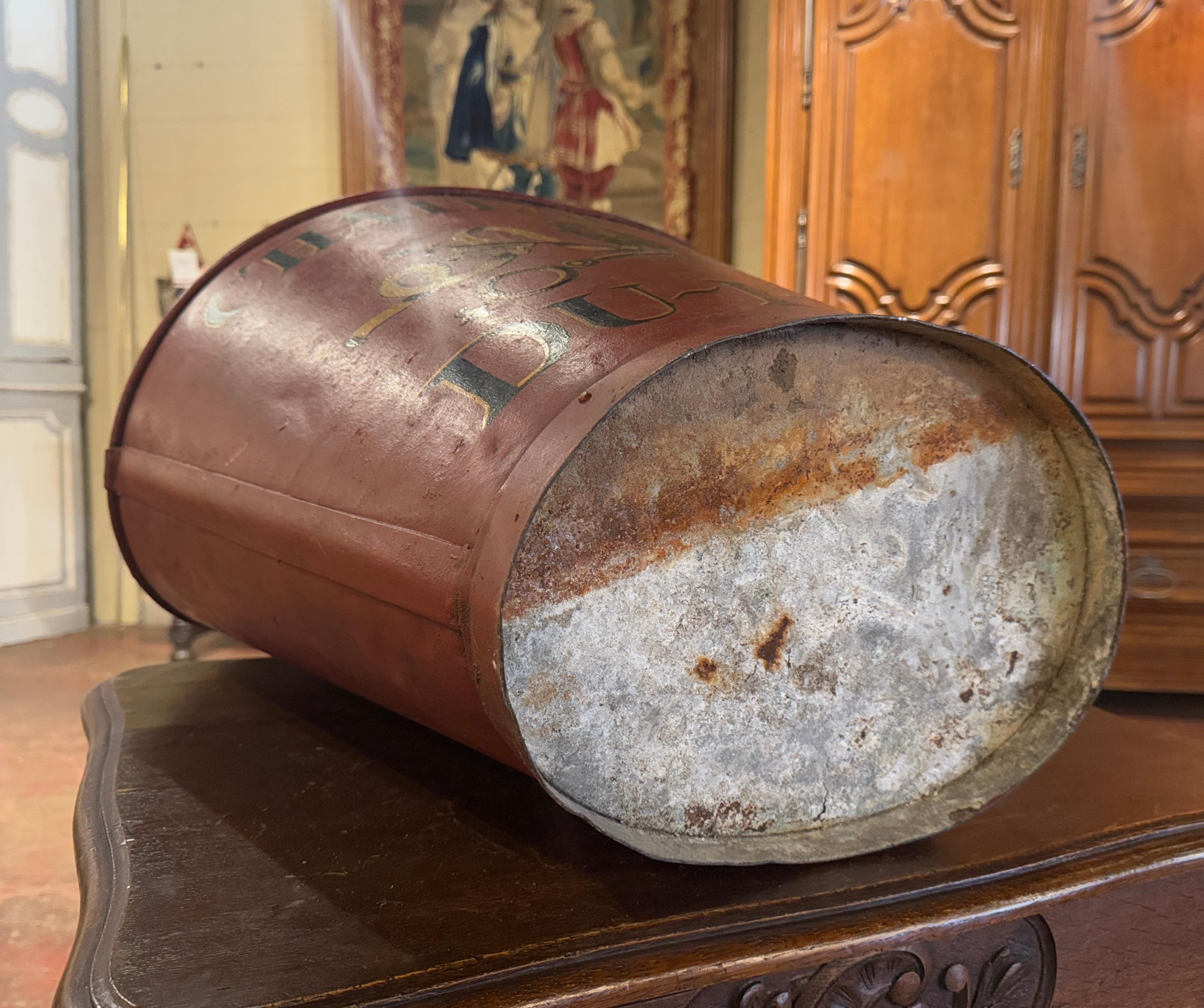 Decorazione in metallo Cestino per uva in tole francese del XIX secolo, dipinto a mano, proveniente dalla Valle del Vino del Rodano in vendita