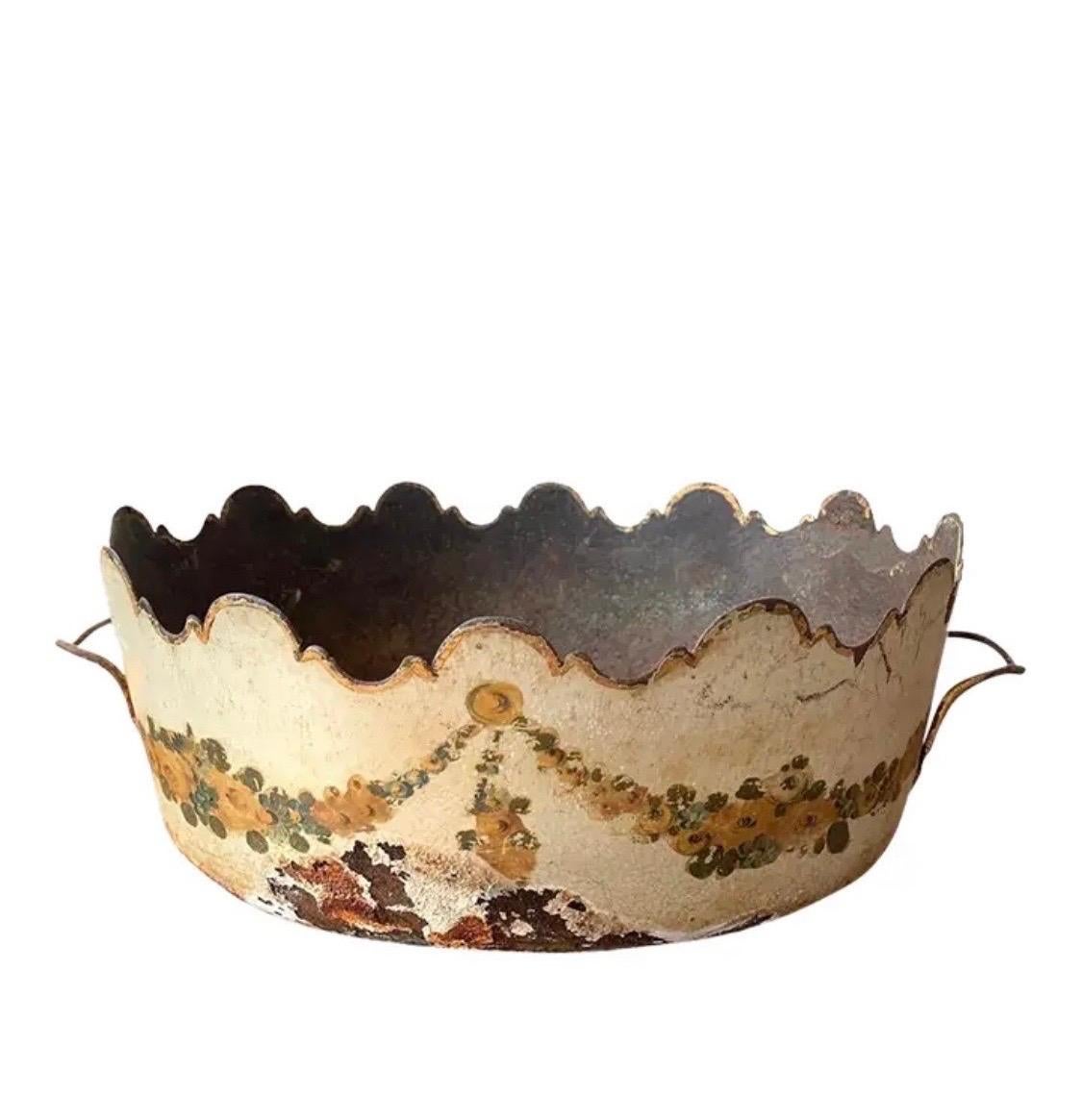 Jardiniere in toleware francese dipinto a mano del XIX secolo