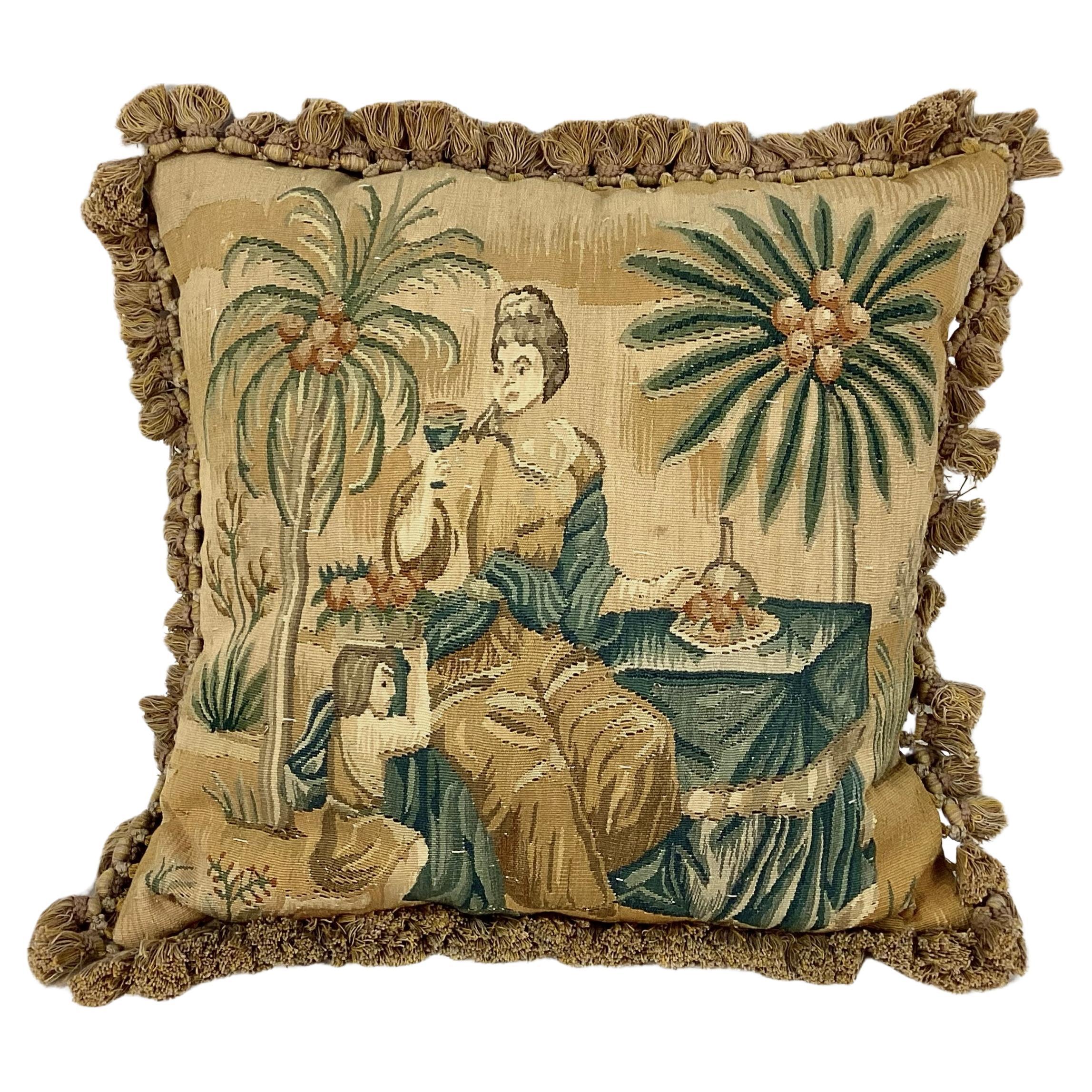 Französisches handgewebtes Wandteppich-Kissen aus dem 19. Jahrhundert im Angebot 1