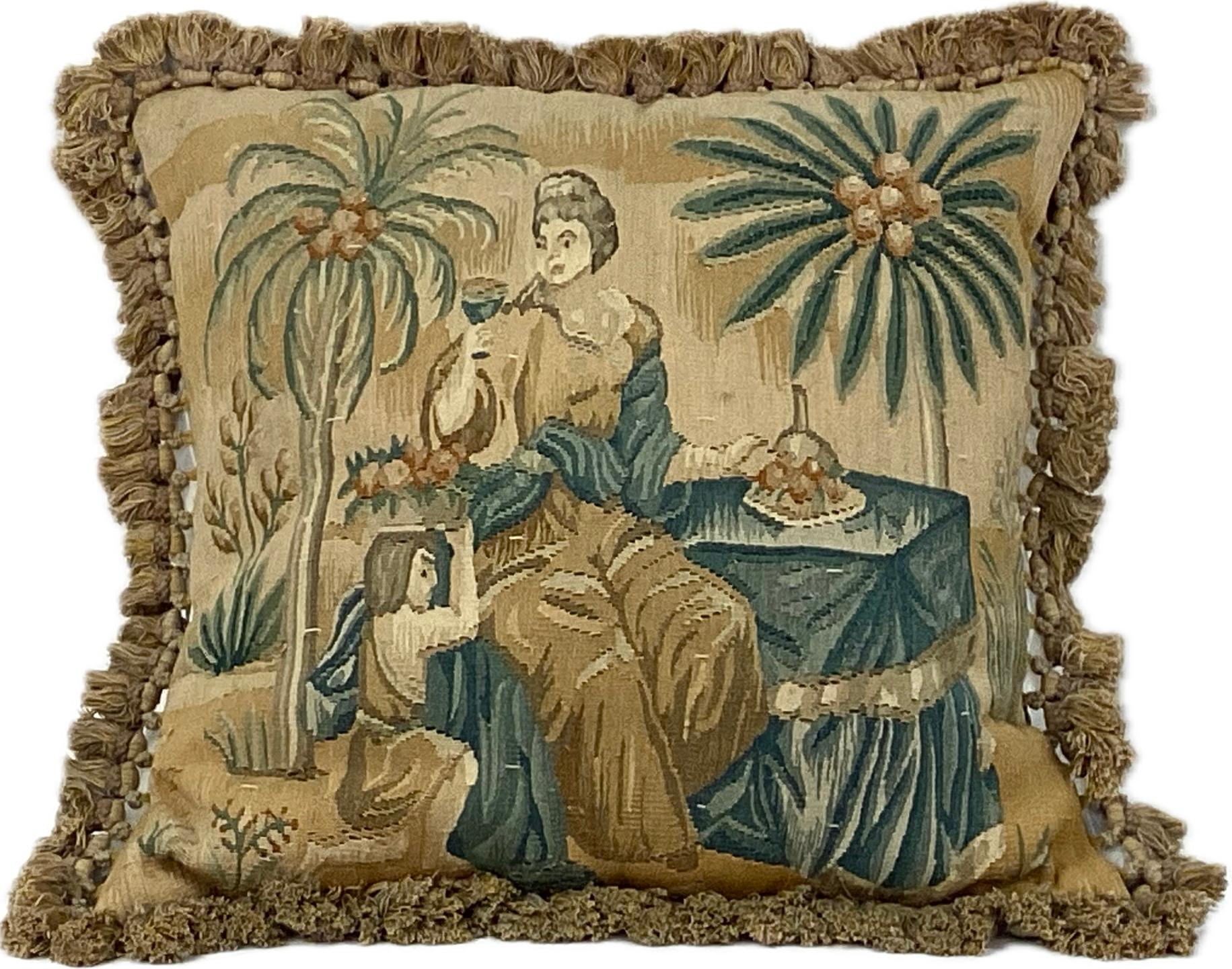 Französisches handgewebtes Wandteppich-Kissen aus dem 19. Jahrhundert im Angebot 4