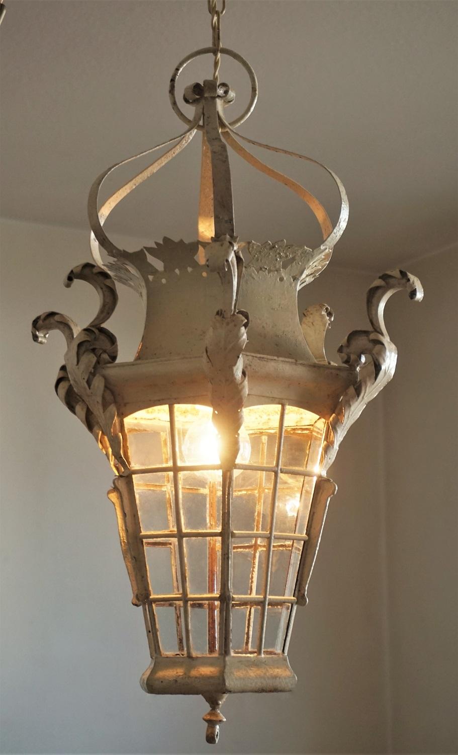 Antique French Handcrafted Wrought Iron Glass Street Lantern In Good Condition For Sale In Frankfurt am Main, DE