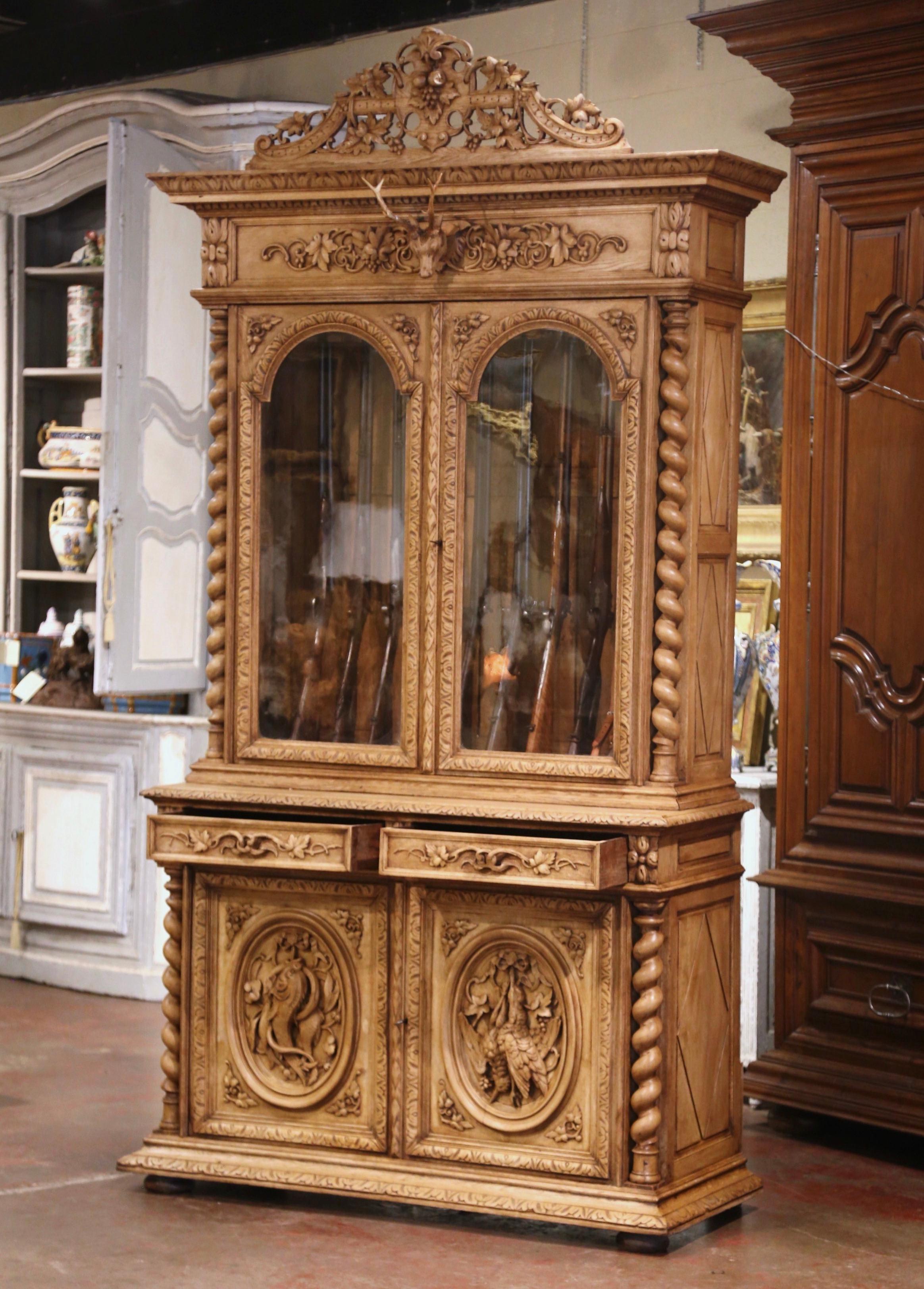 19th Century French Henri II Carved Bleached Oak Gun Cabinet with Hunt Motifs 9