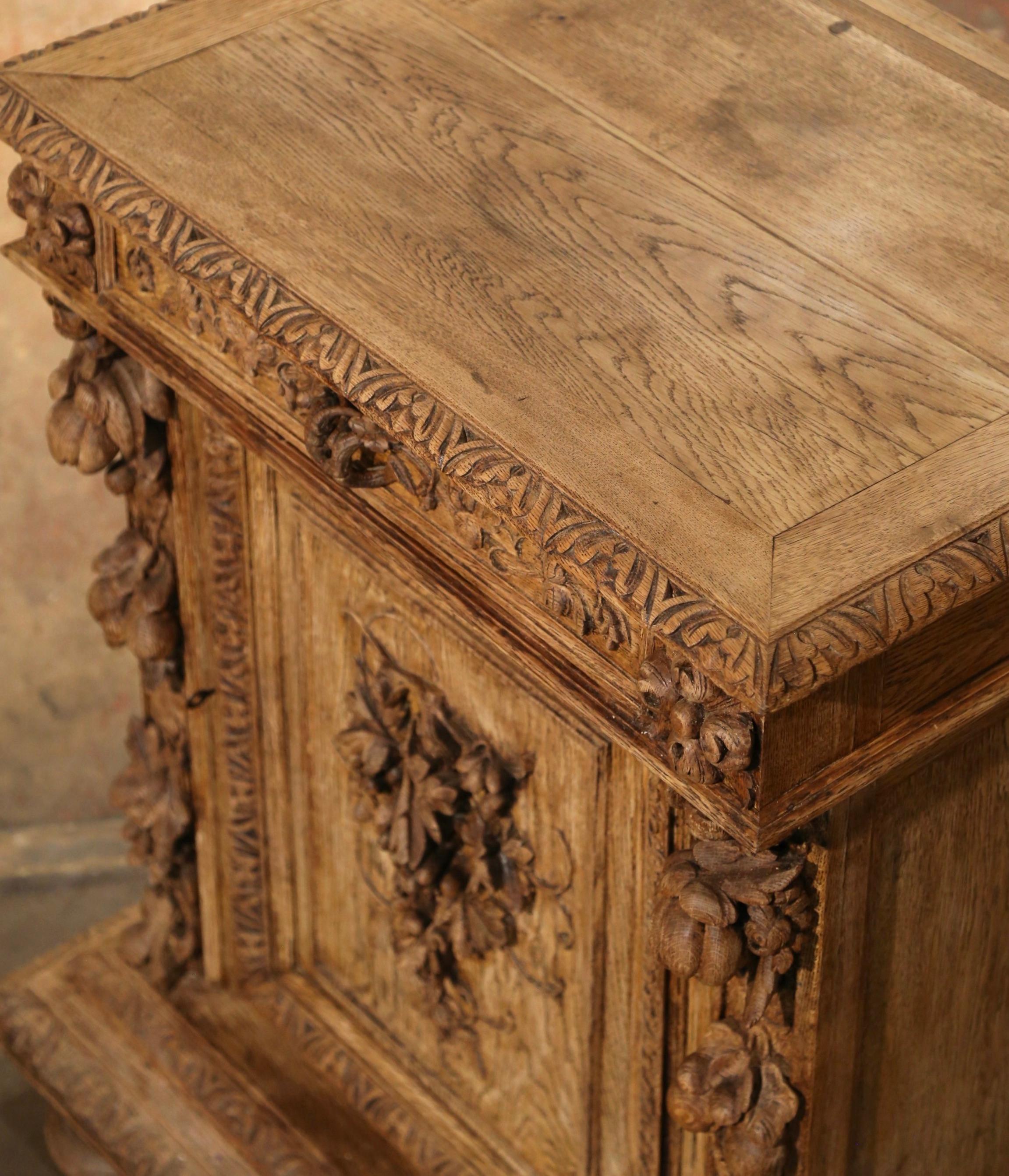 Hand-Carved 19th Century French Henri II Carved Bleached Oak Jelly Cabinet with Vine Motifs For Sale