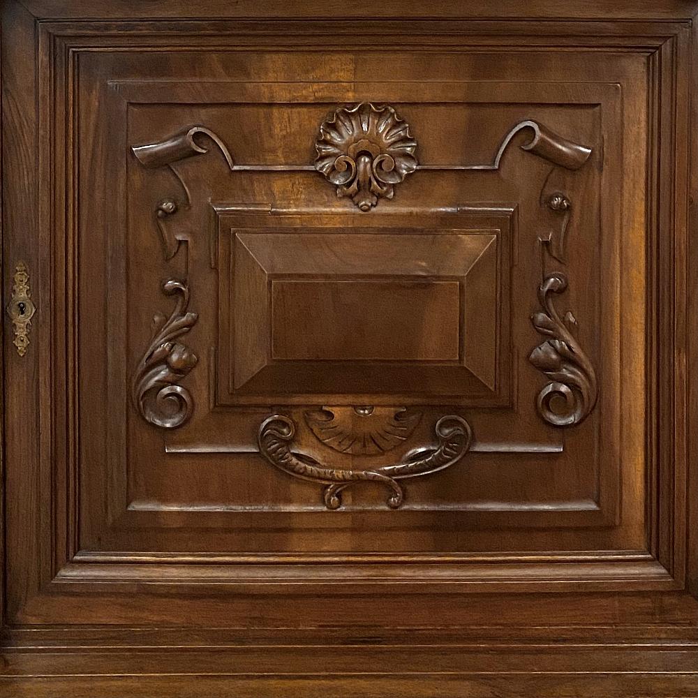 19th Century French Henri II Neoclassical Walnut Confiturier, Cabinet For Sale 4