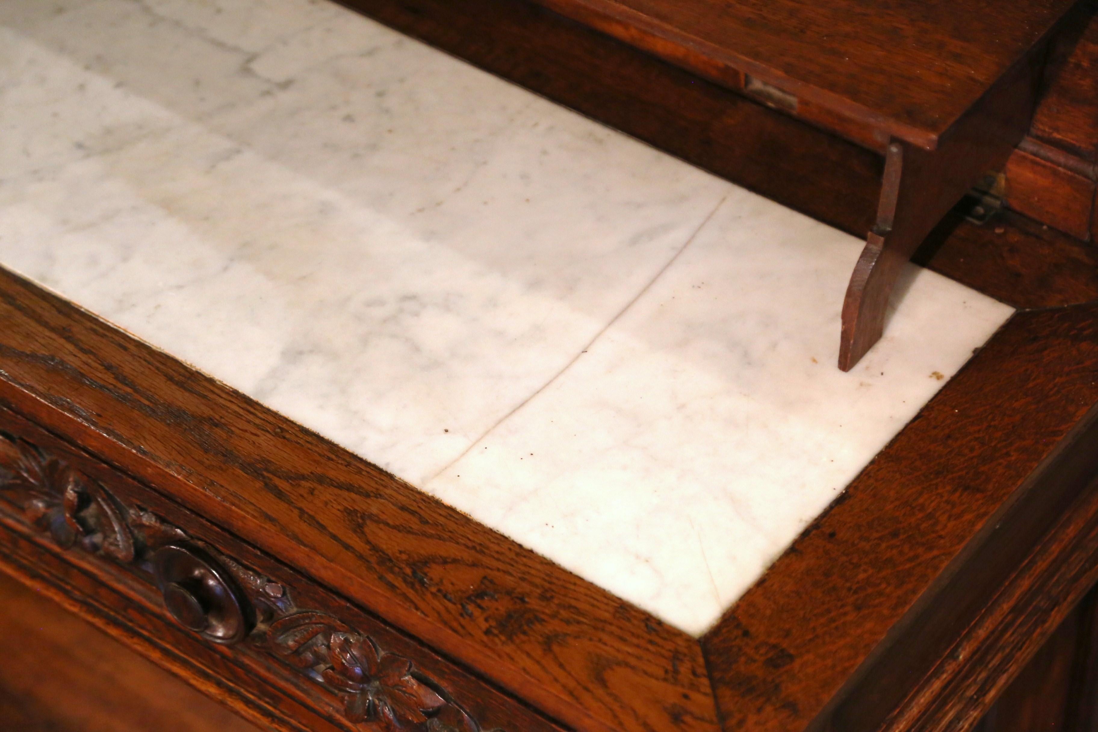Console à dessert en chêne sculpté Henri II du 19ème siècle 1