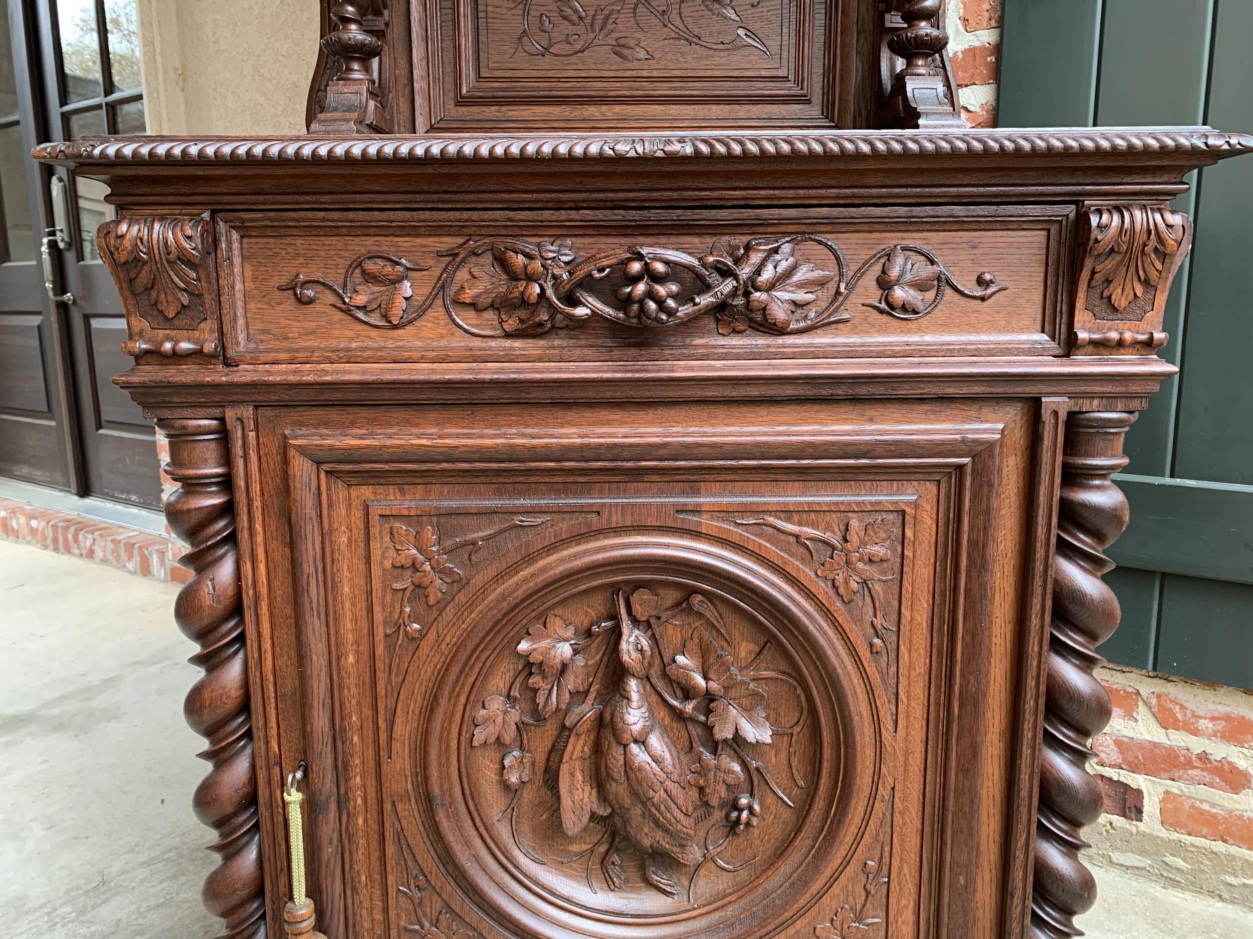 19th Century French Hunt Cabinet Bookcase Black Forest Carved Oak Barley Twist For Sale 10