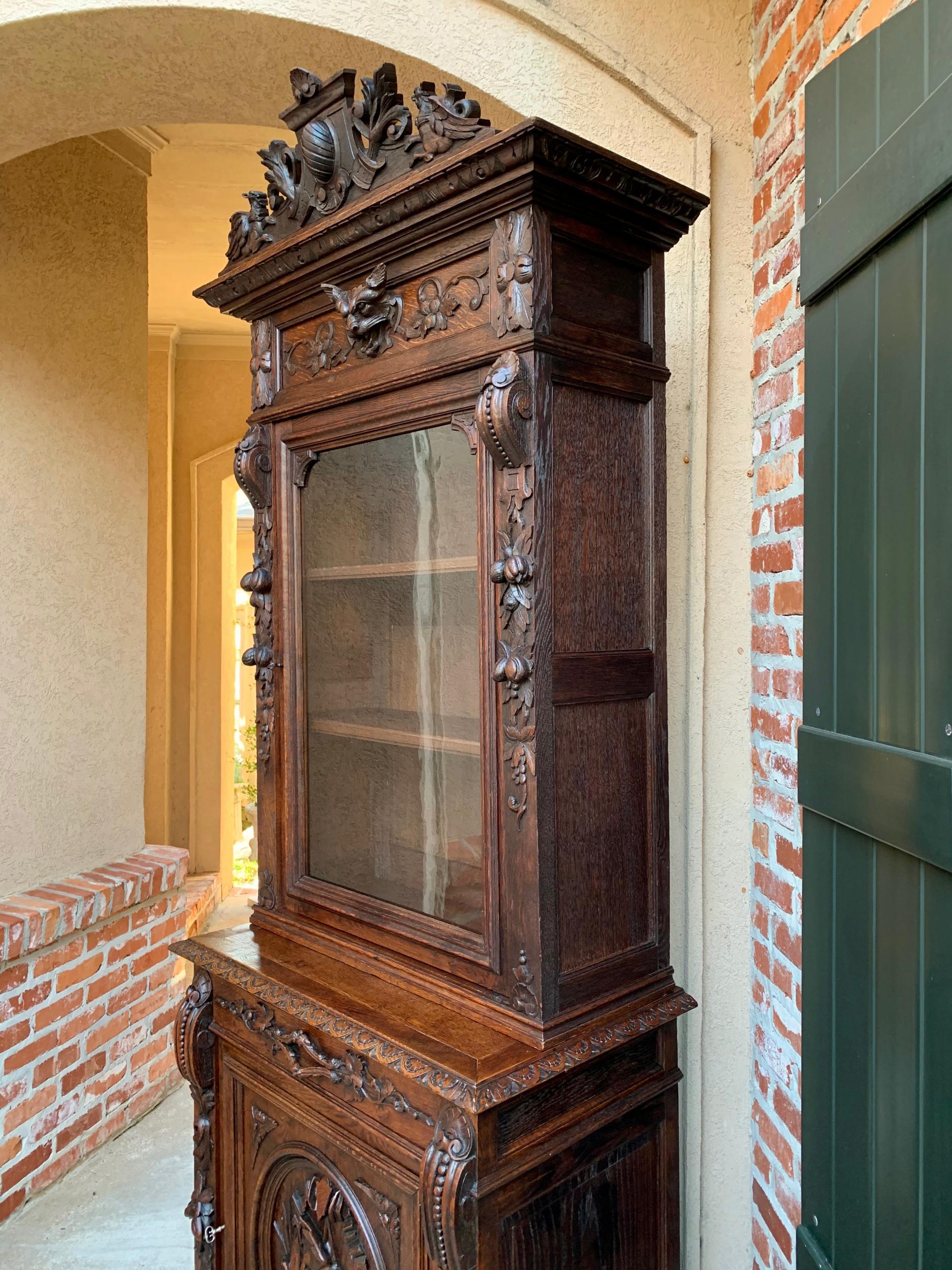 19th Century French Hunt Cabinet Bookcase Black Forest Carved Oak Glass Display In Good Condition In Shreveport, LA